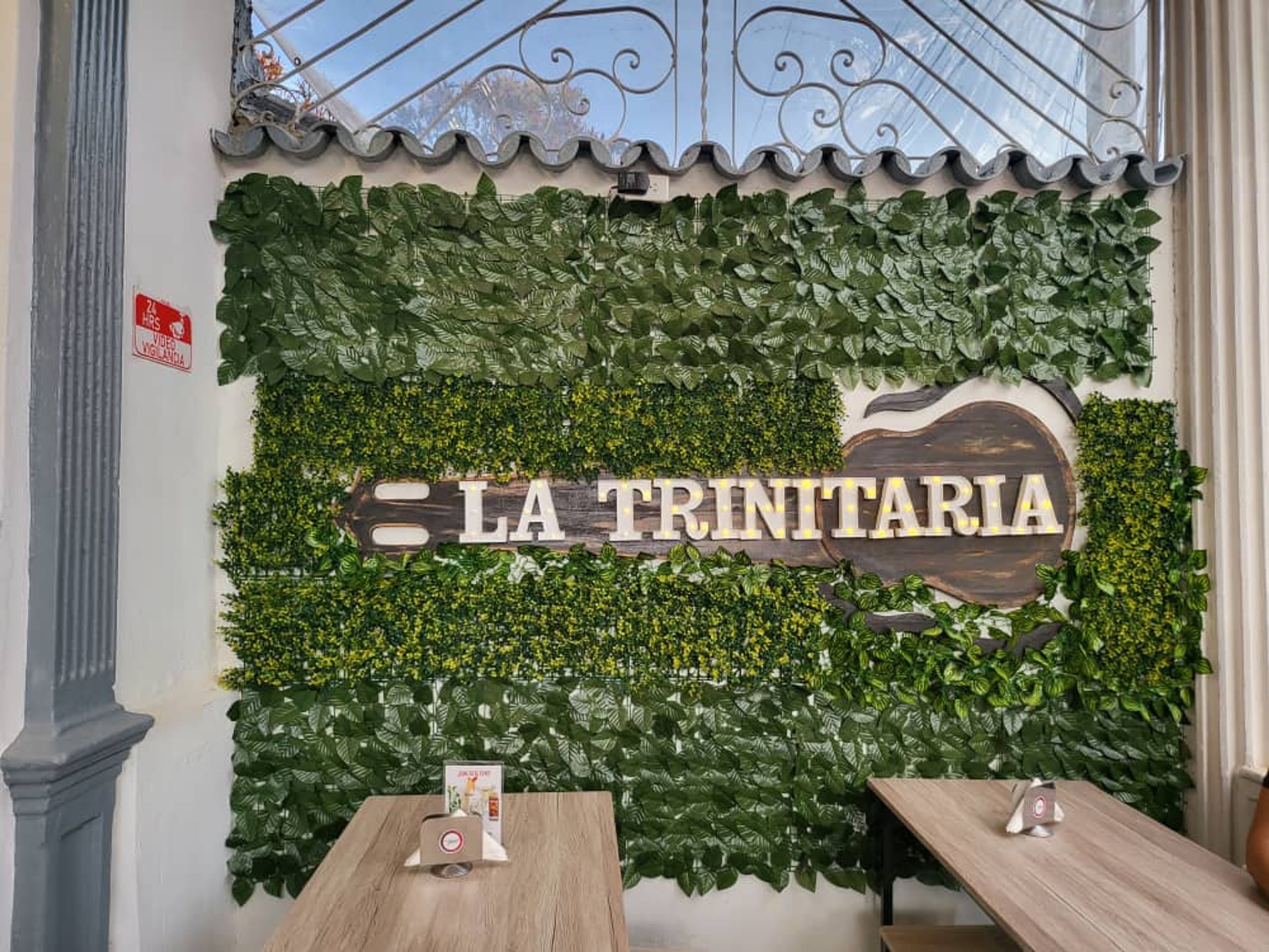 Hostal Bar La Trinitaria, SANTO DOMINGO
