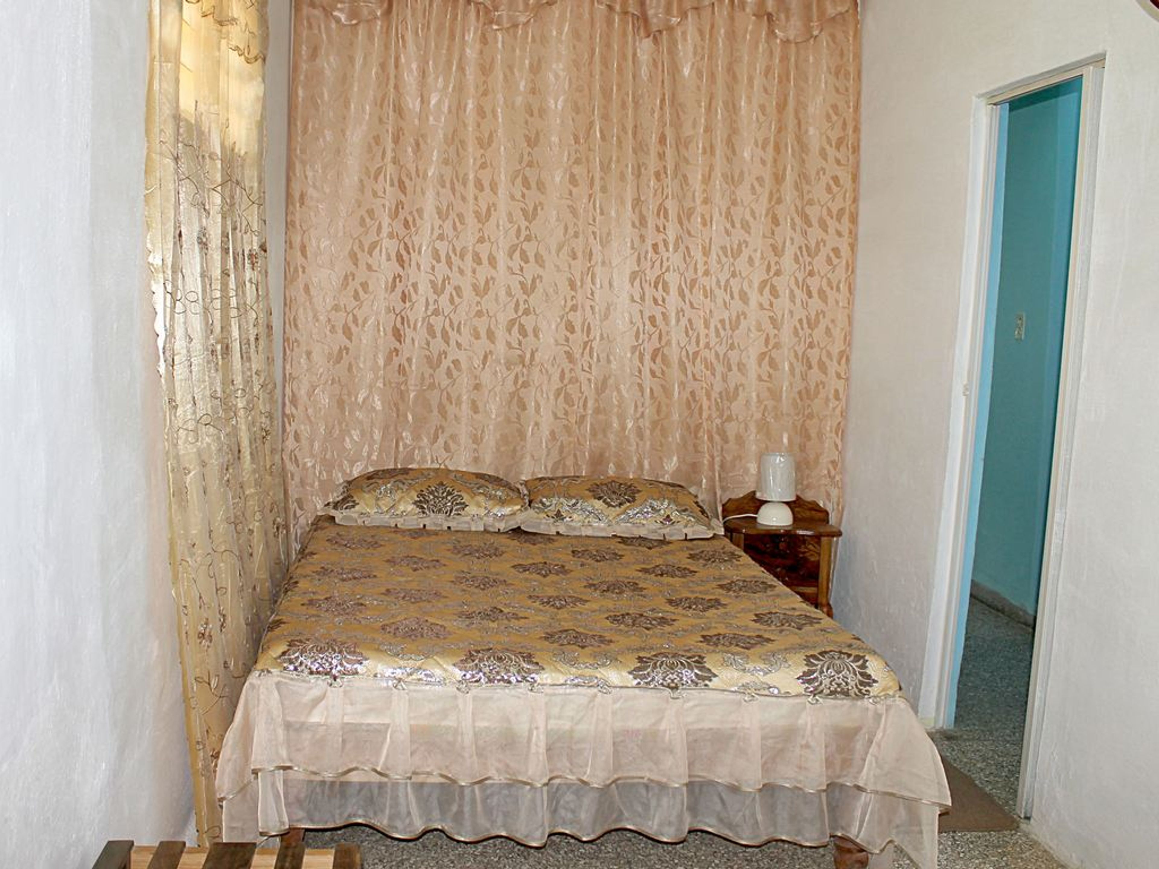 Hostal Emanuel, PABLO PICH GIRÓN (Guaurabo) No. 80Standard room