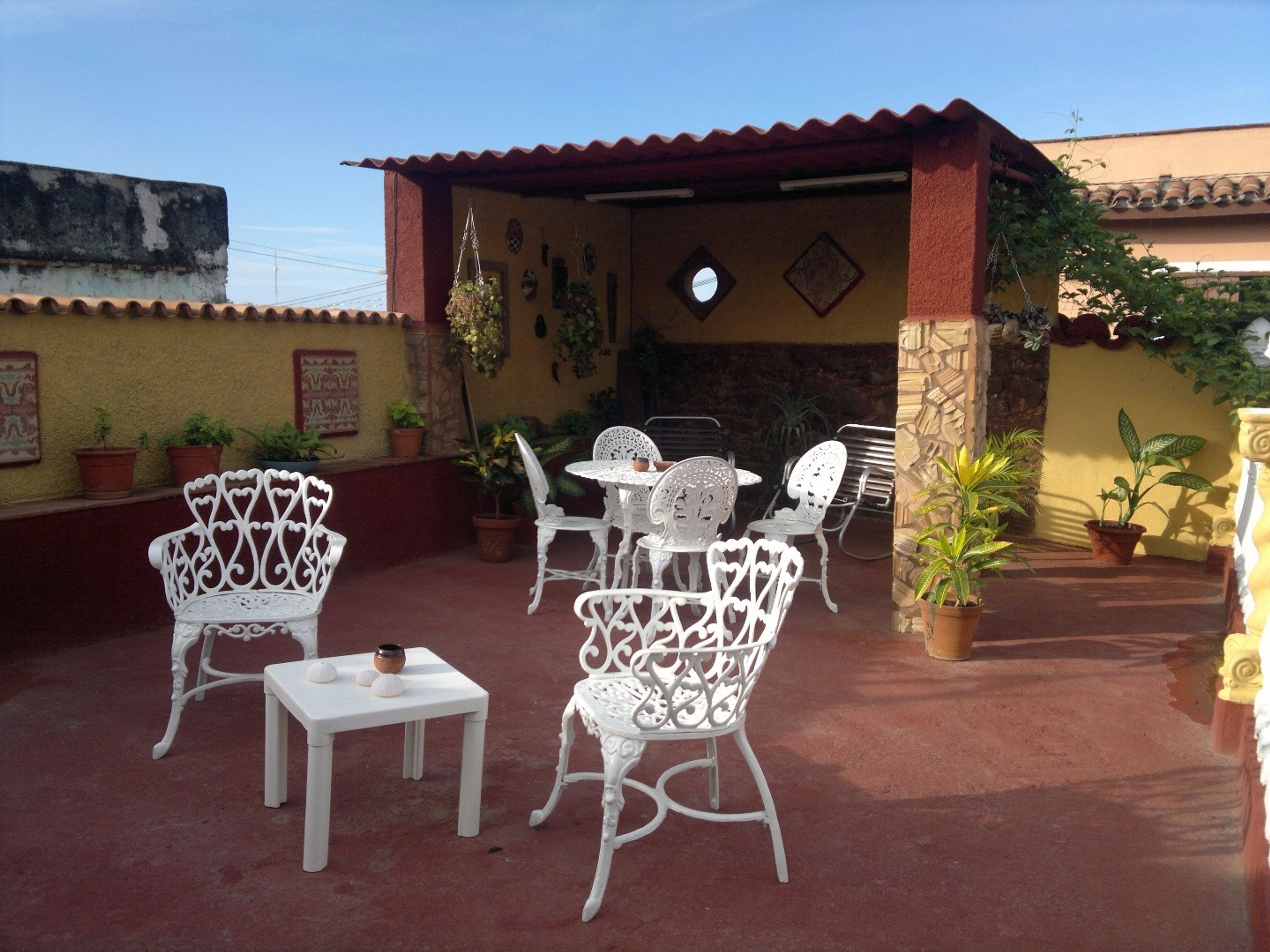 Hostal Iraida, ANTONIO MACEO (Gutiérrez), No. 457House's terrace view