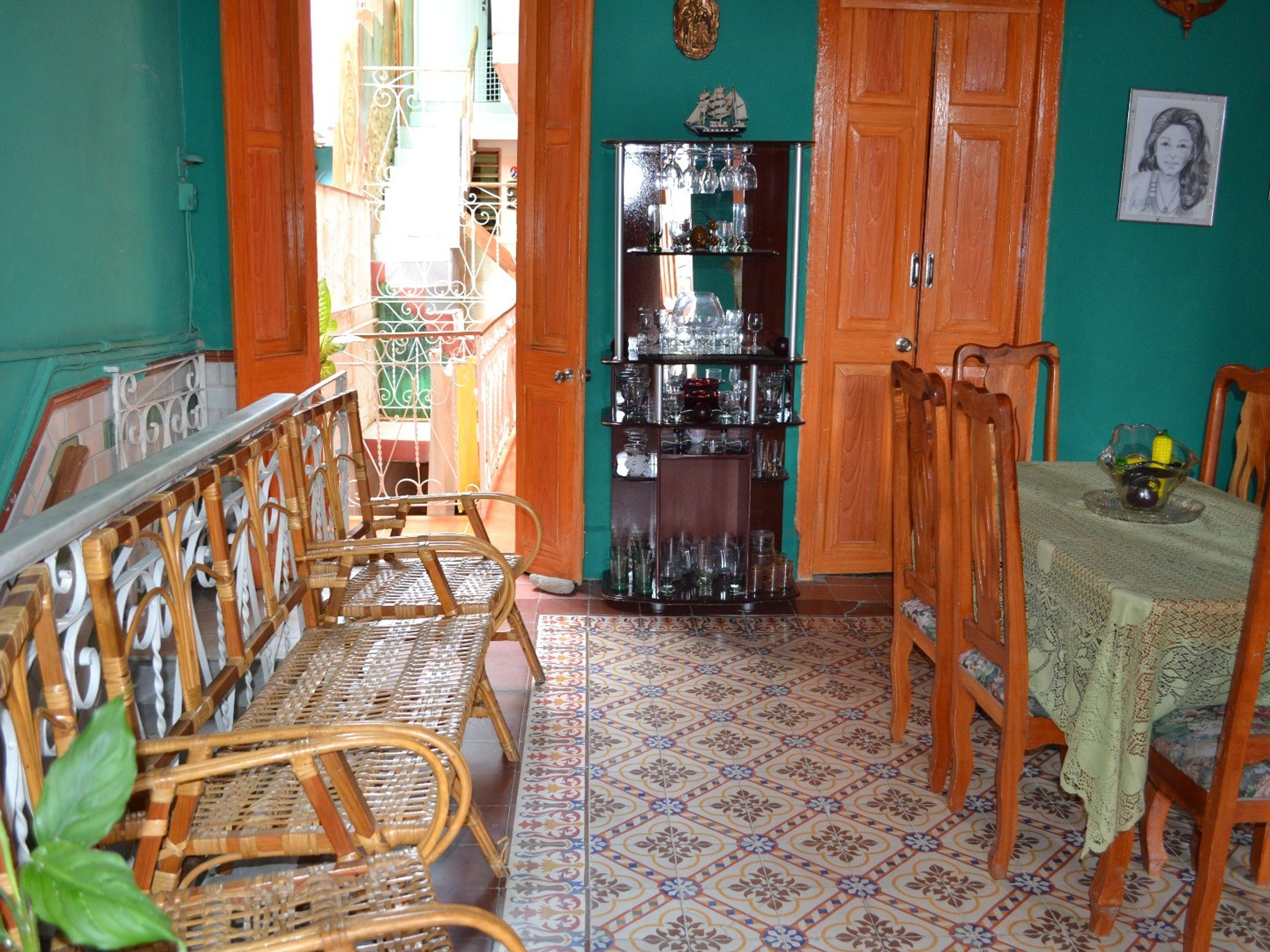 Дом Carmen, CRESPO, No. 111House dinning room