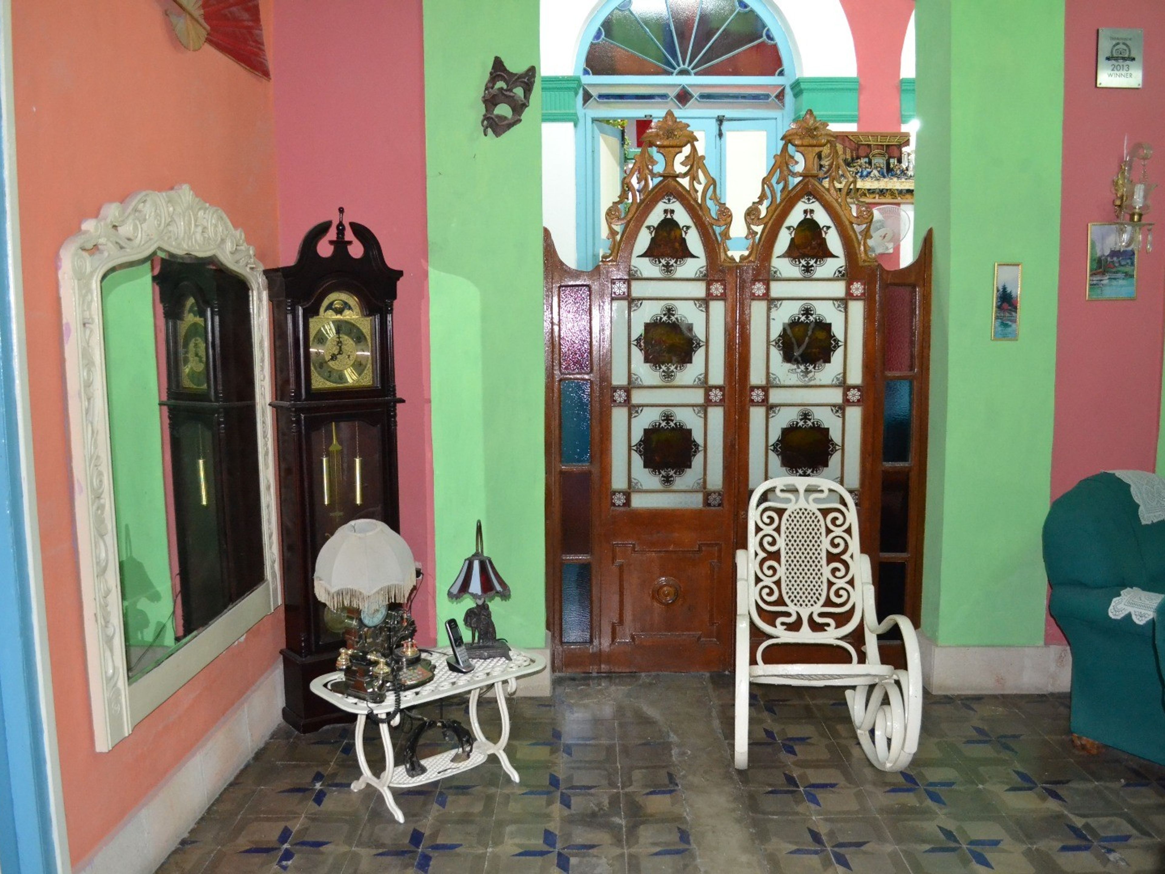 Casa Colonial 1715, LAMPARILLA, No. 324 - House details