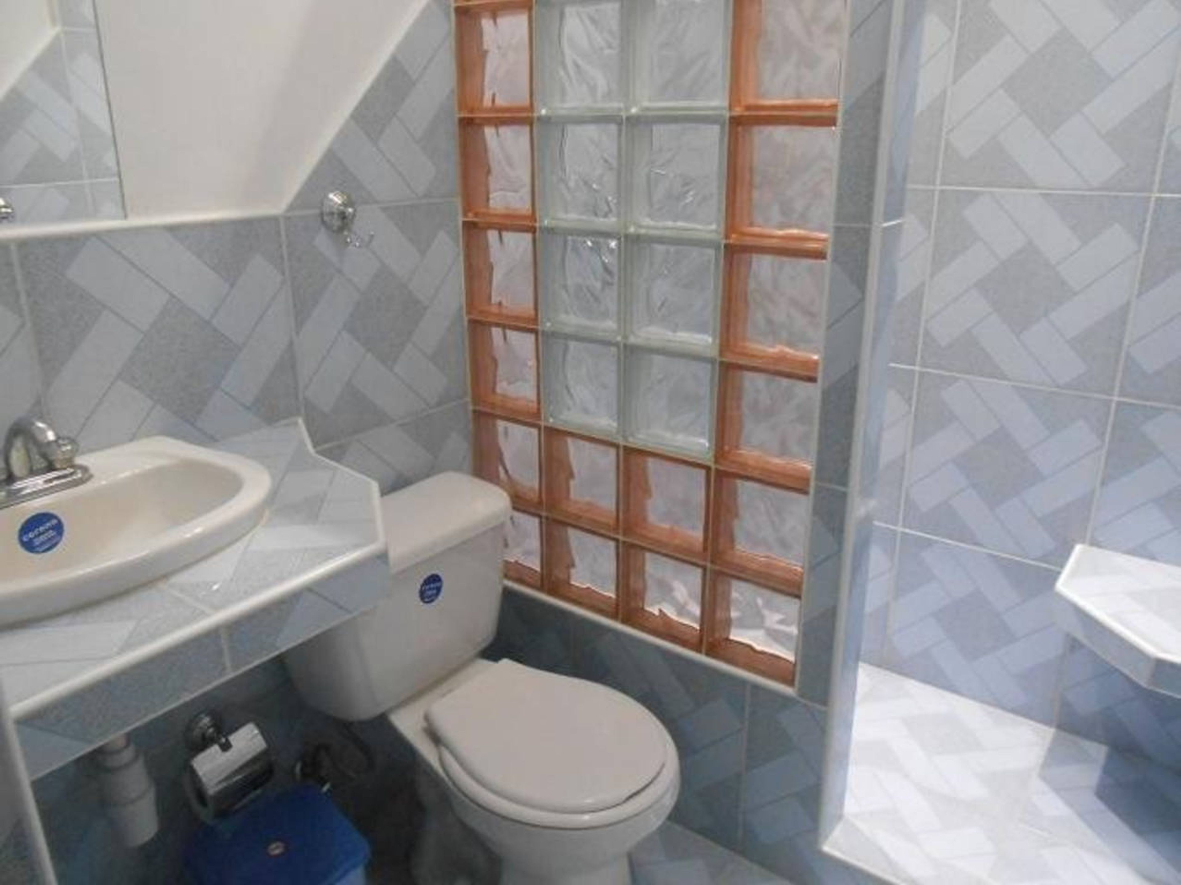 Hostal Vista Hermosa, ANASTACIO CÁRDENAS (Reforma), No.398Bathroom's 1 view