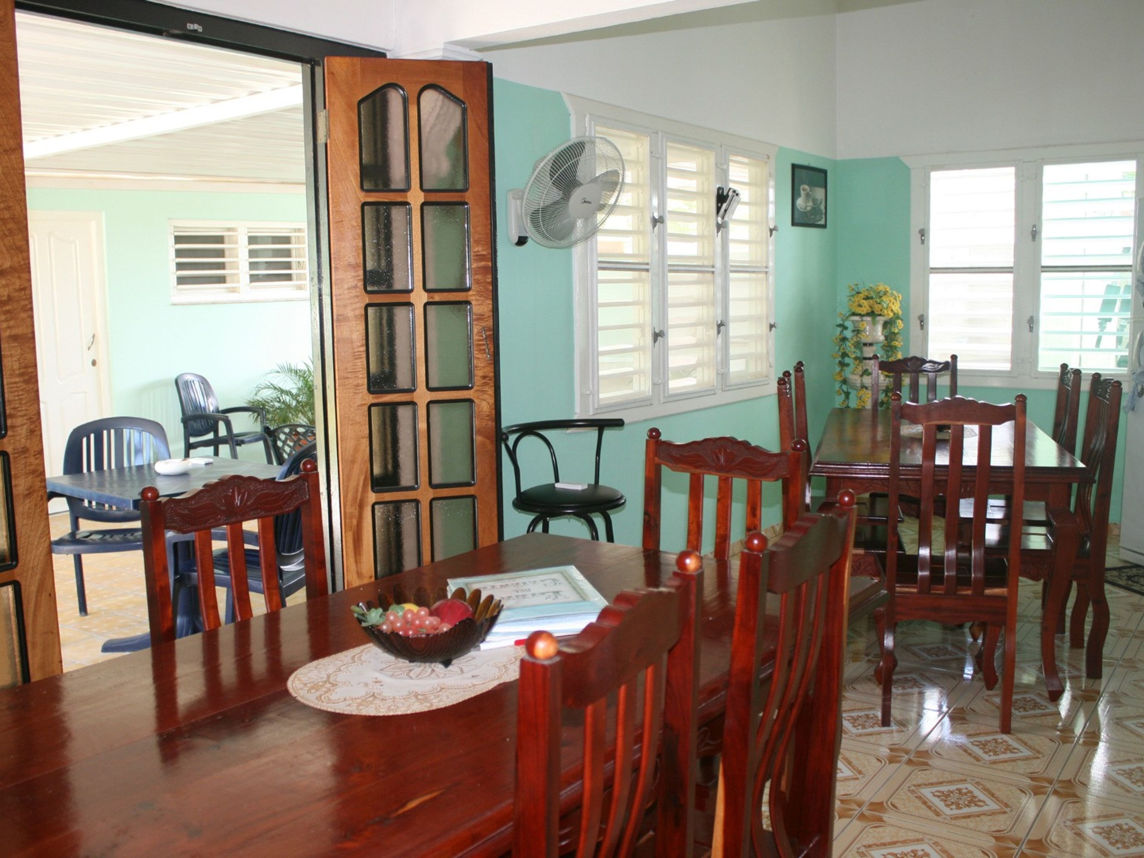 Hostal Rachel, PLAYA GIRÓNHouse's dinning room