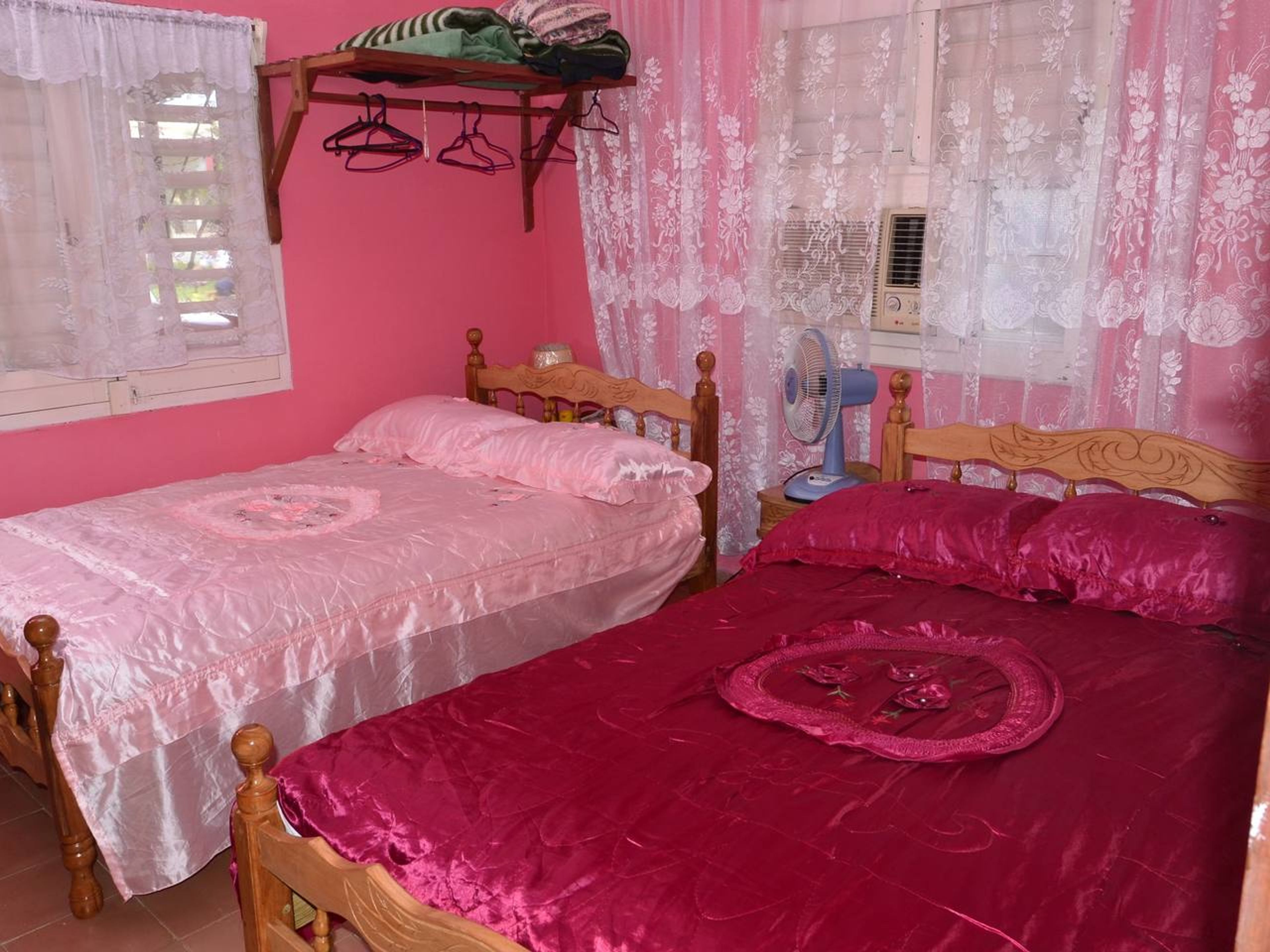 Дом Esperanza y Yilian, CAMILO CIENFUEGOS, No. 5-AStandard room