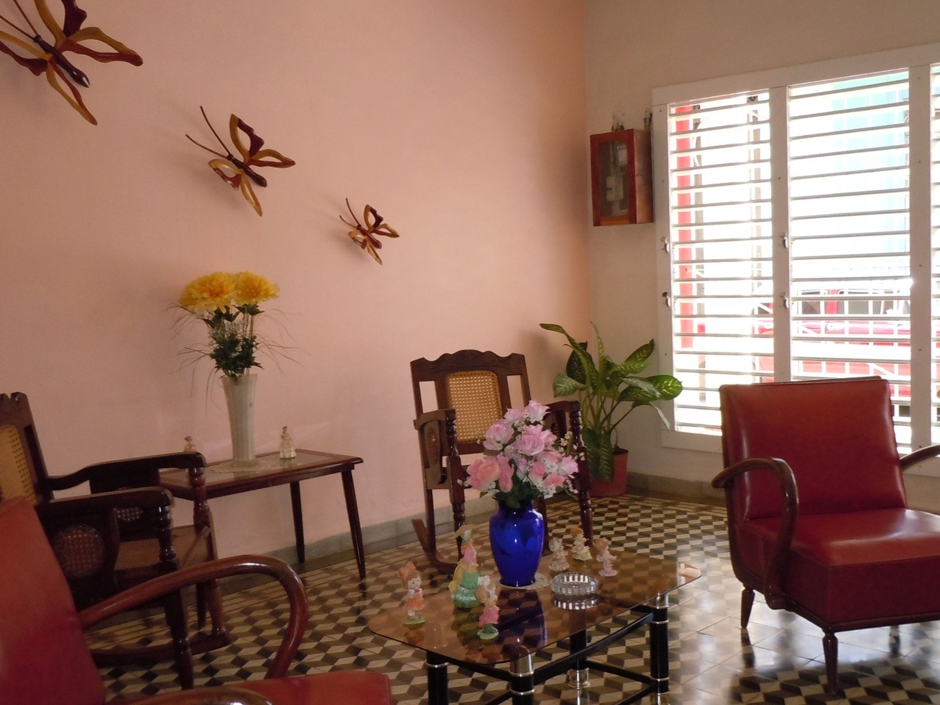 Casa Frank. CALLEJAS, No. 136.House living room