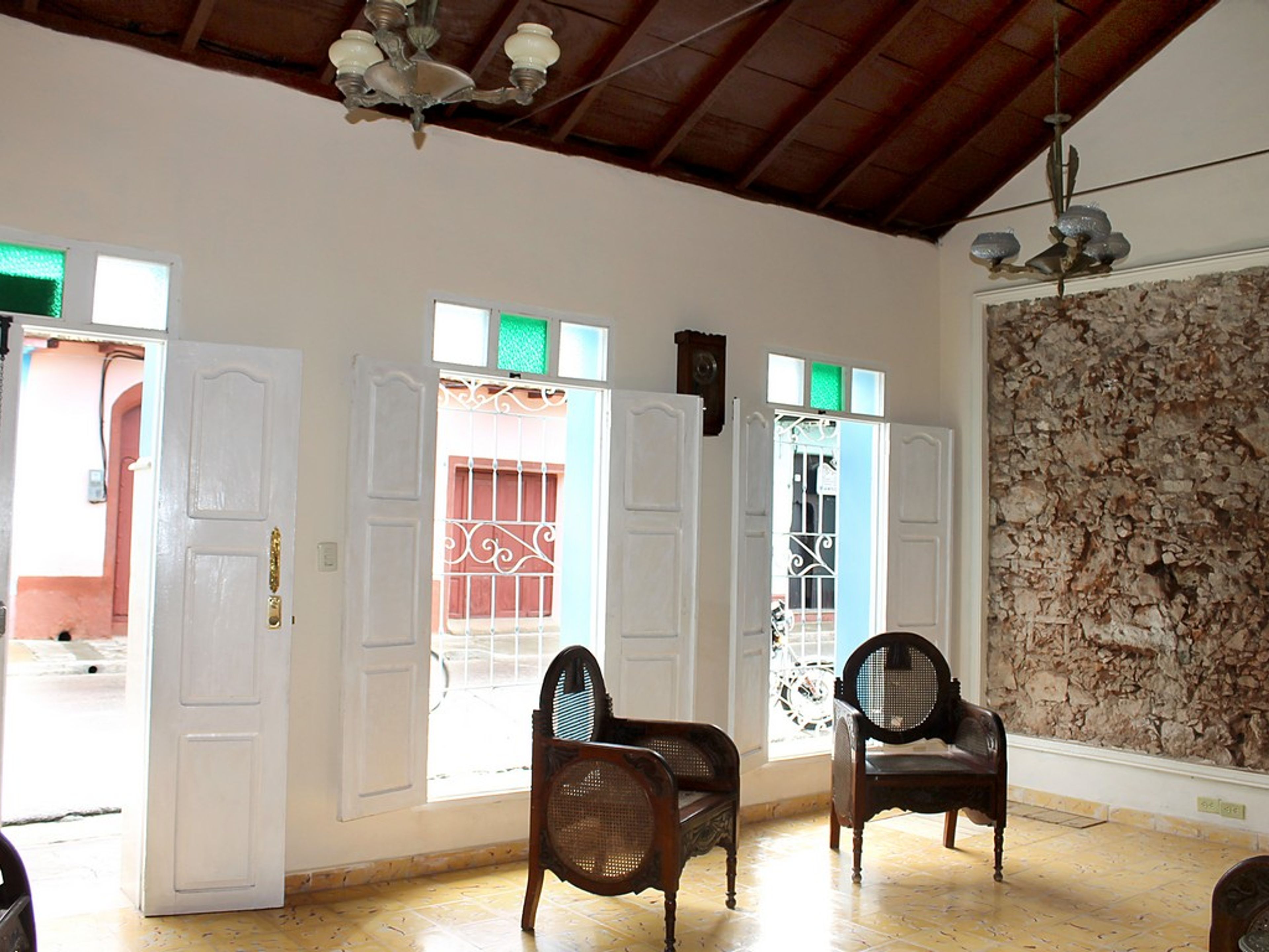Hostal Isla Bella, FRANK PAÍS (Del Carmen), No. 371House's living room