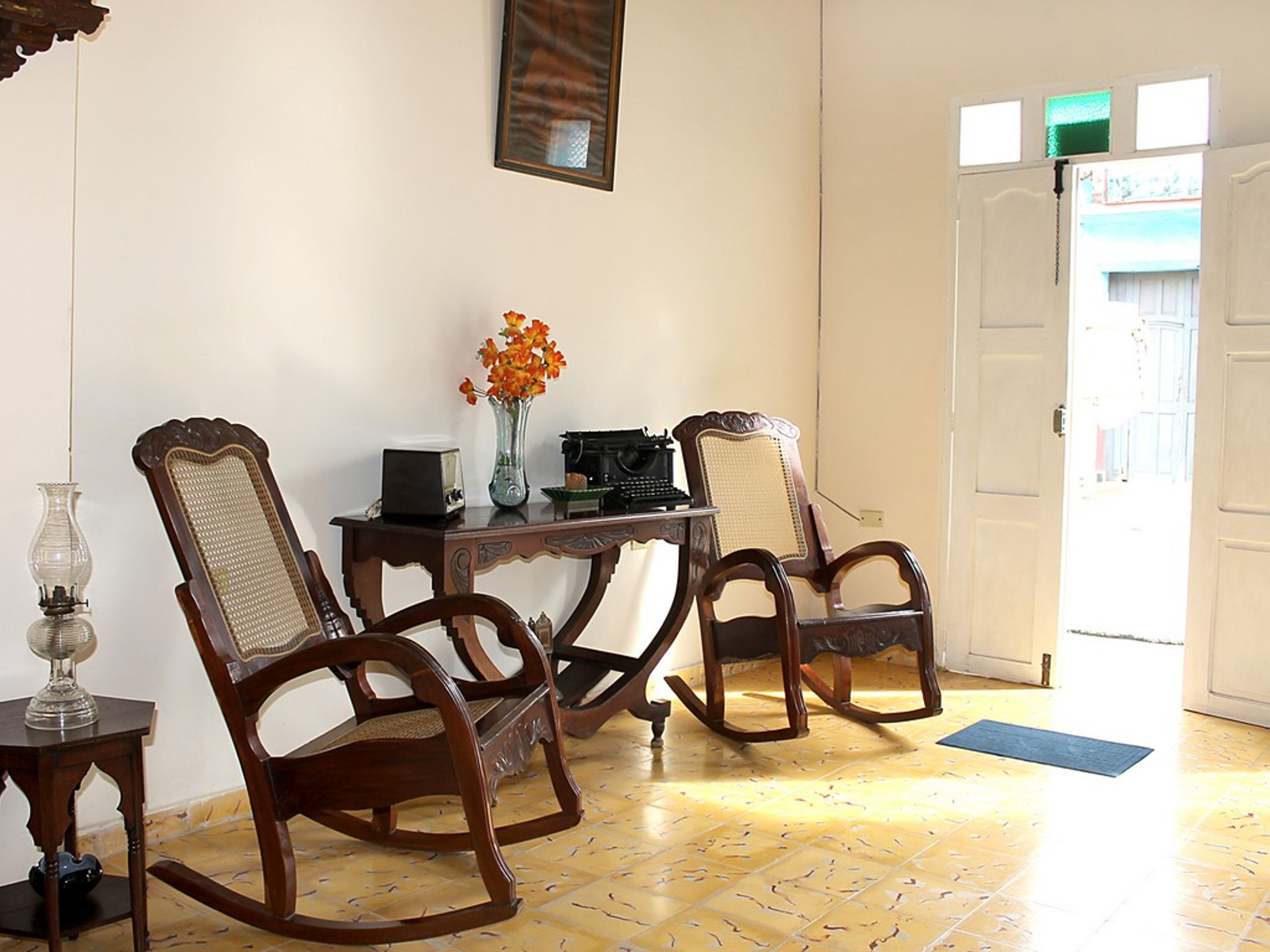 Hostal Isla Bella, FRANK PAÍS (Del Carmen), No. 371House's living room