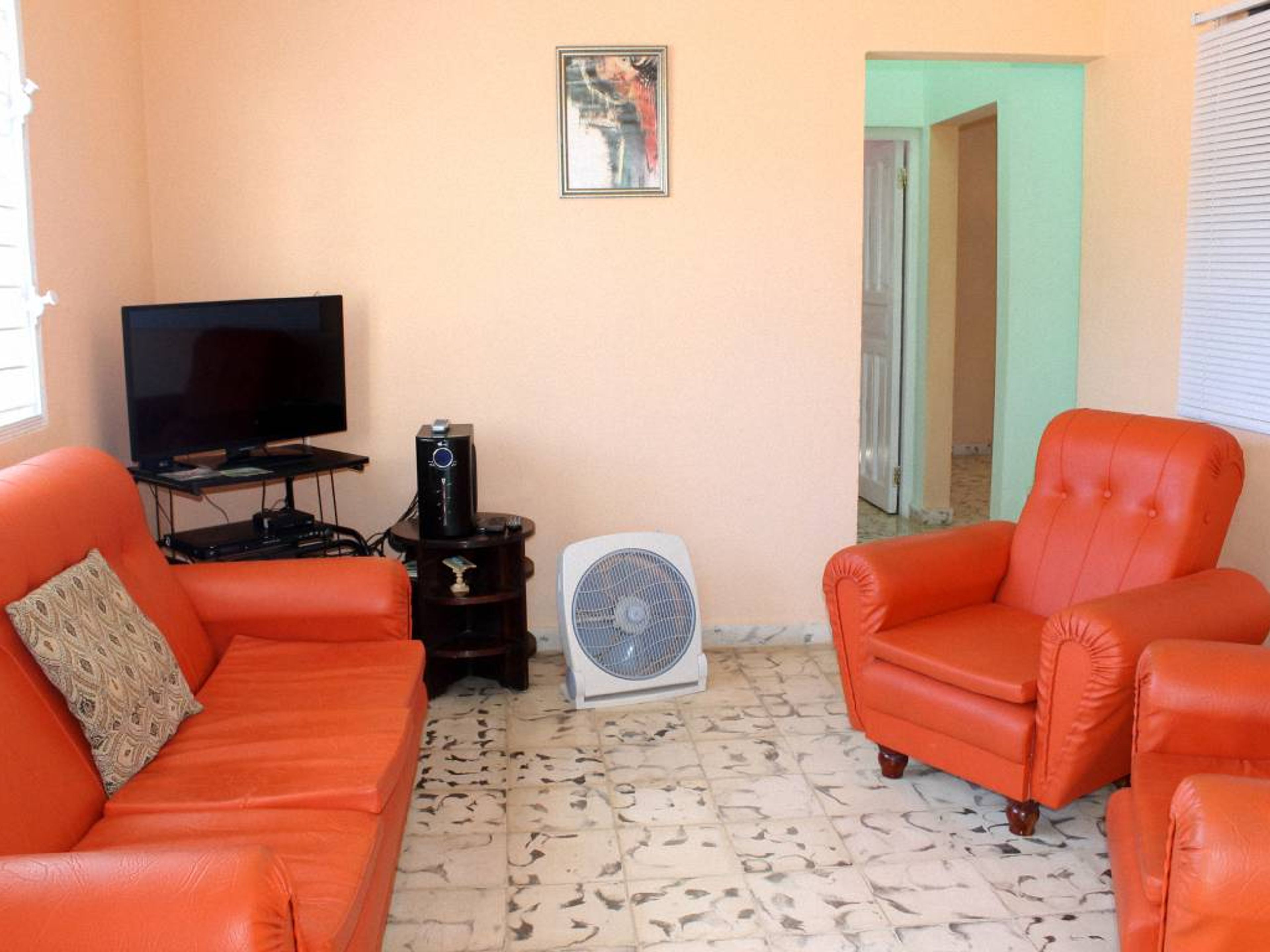 Hostal Adoquines, MARIO GUERRA (San Cayetano), No. 193-AHouse living room