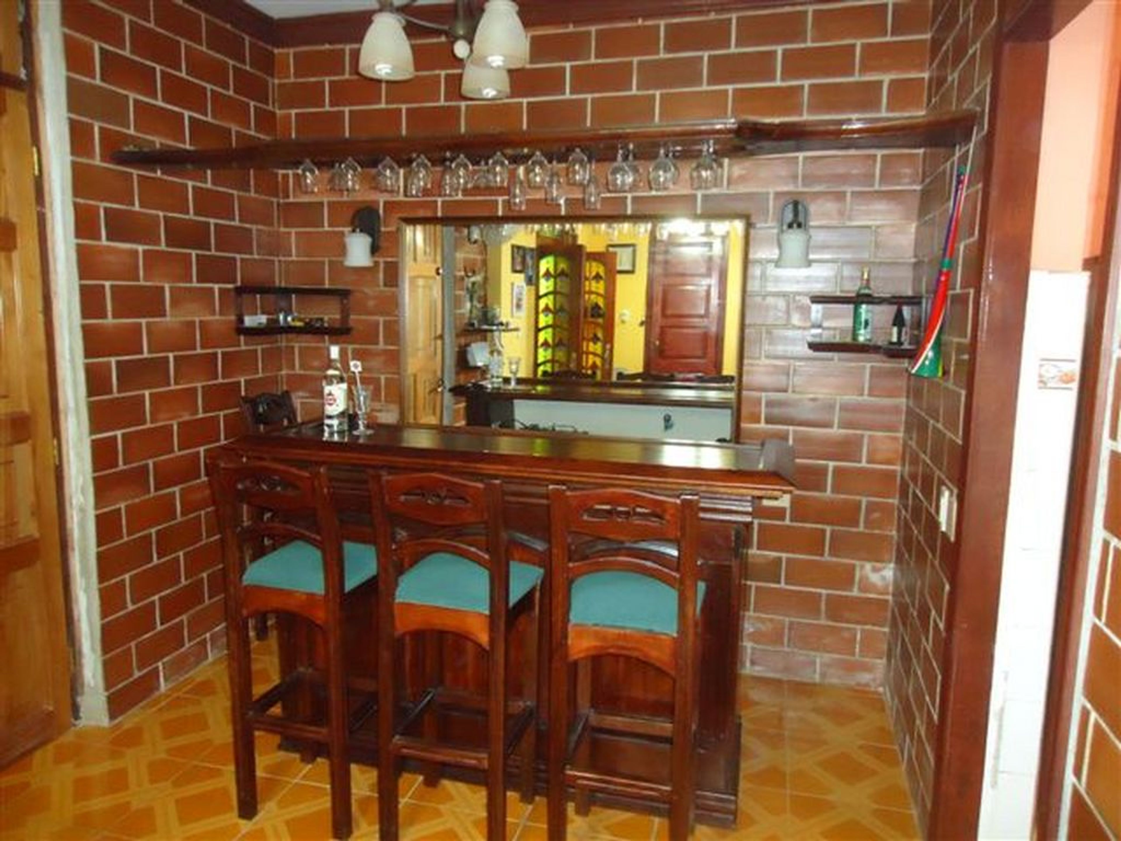 Casa de Lourdes y Maikel, SAN JUAN DE DIOS, No. 64House's bar view