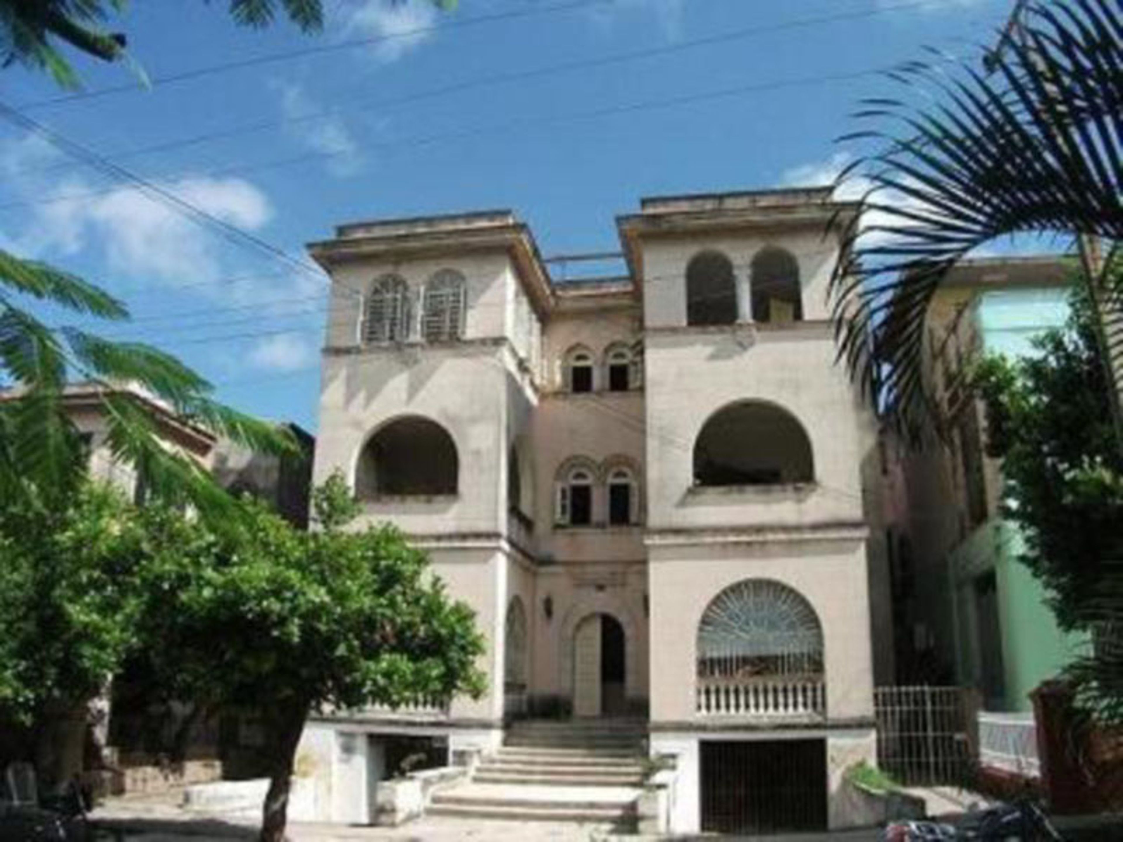Hostal 4 Mosqueteros, CALLE E, No. 505
