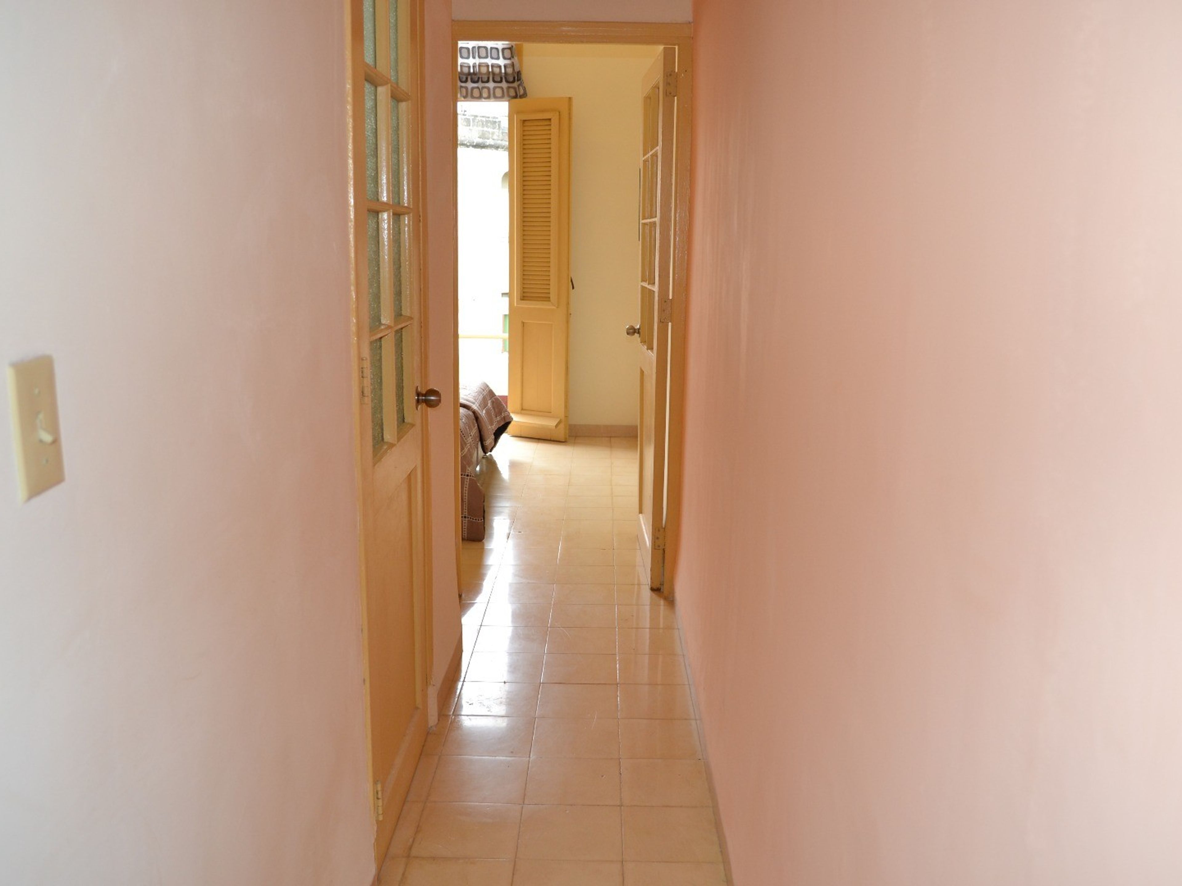 Cuba y Chacón Apartment 1, CUBA, No. 90Apartment's inside view