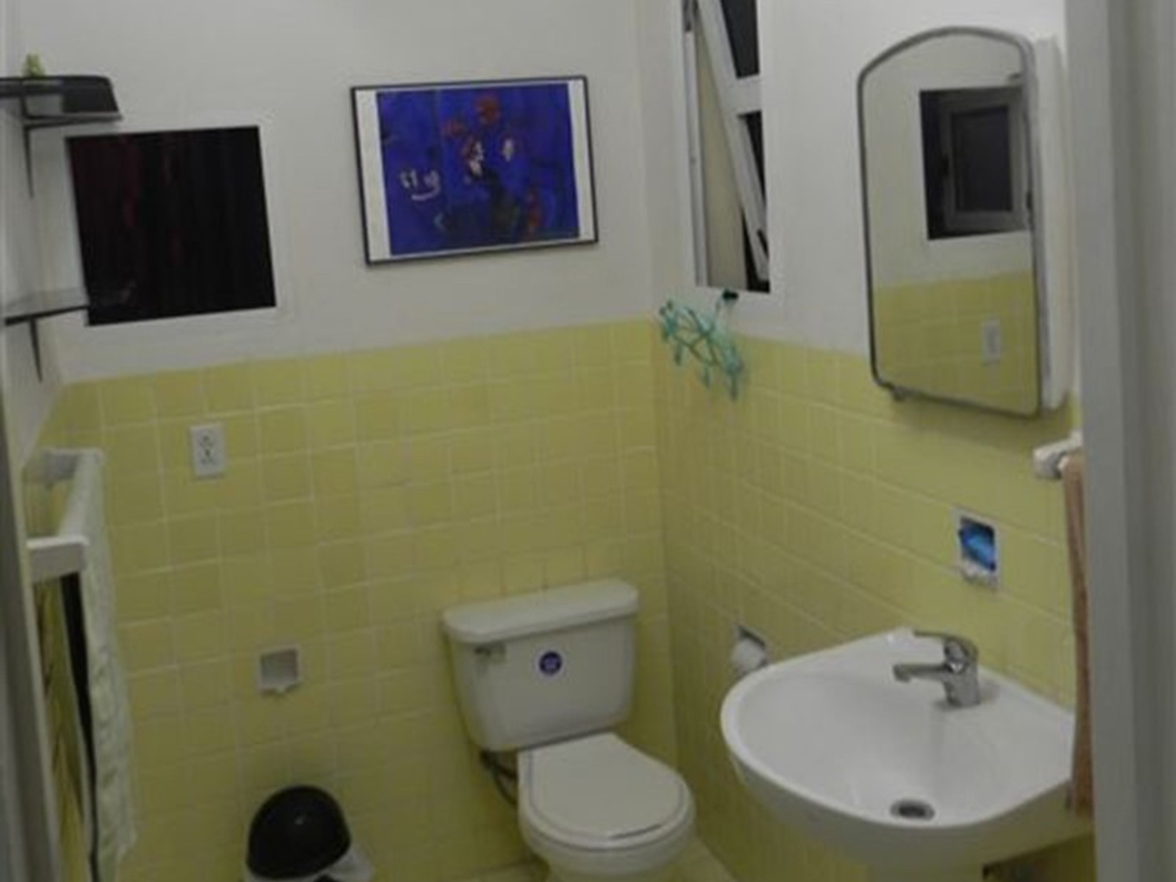 Casa Yamila, CALLE 3ra, No. 164 - Bathroom's view