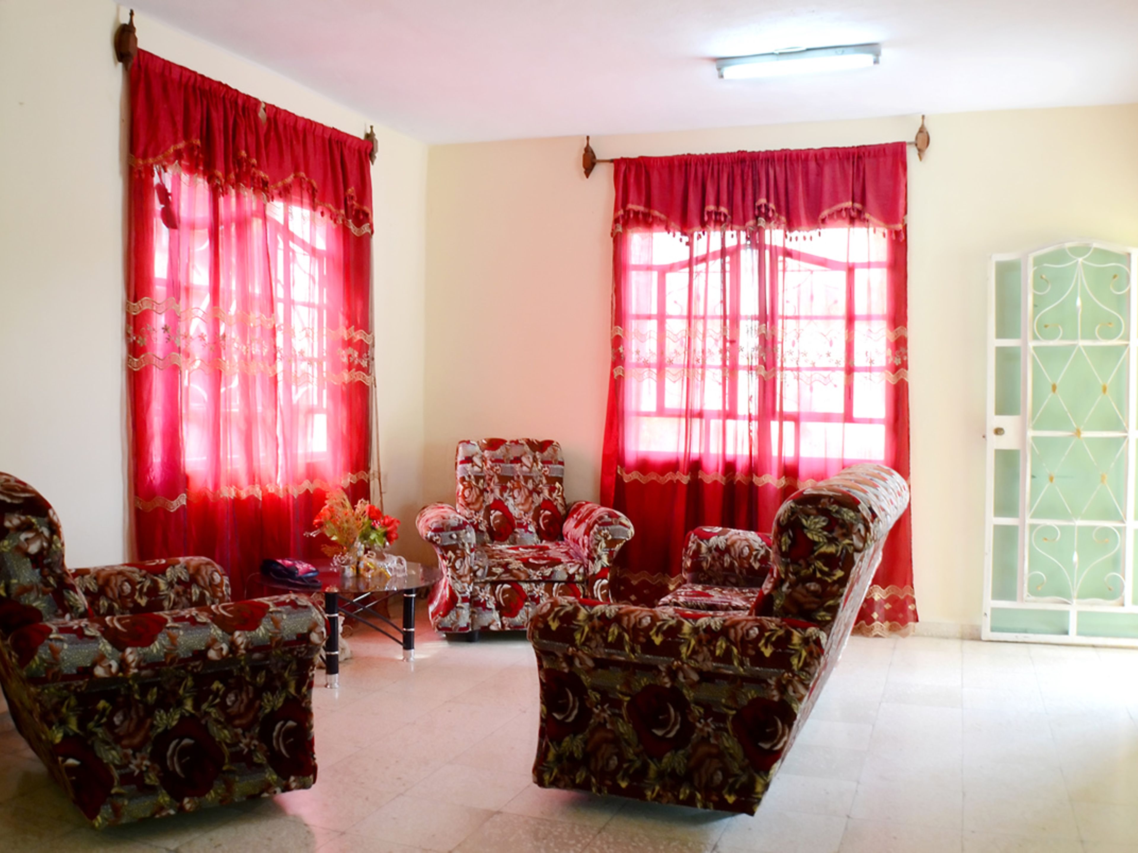 Hostal Meury, AVENIDA SANDINO, No.44House's living room