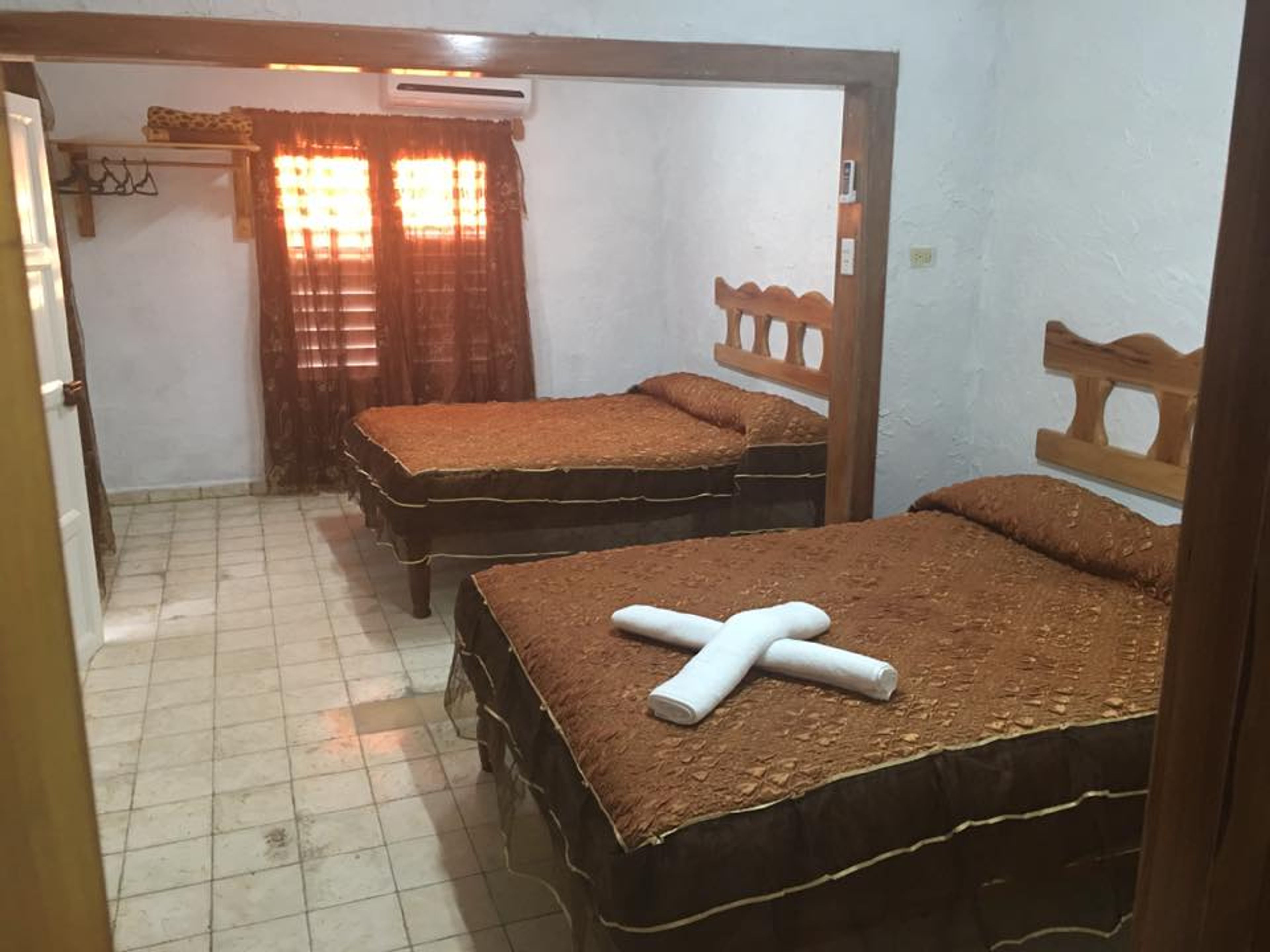 Hostal Bahia, PLAYA GIRÓNStandard room