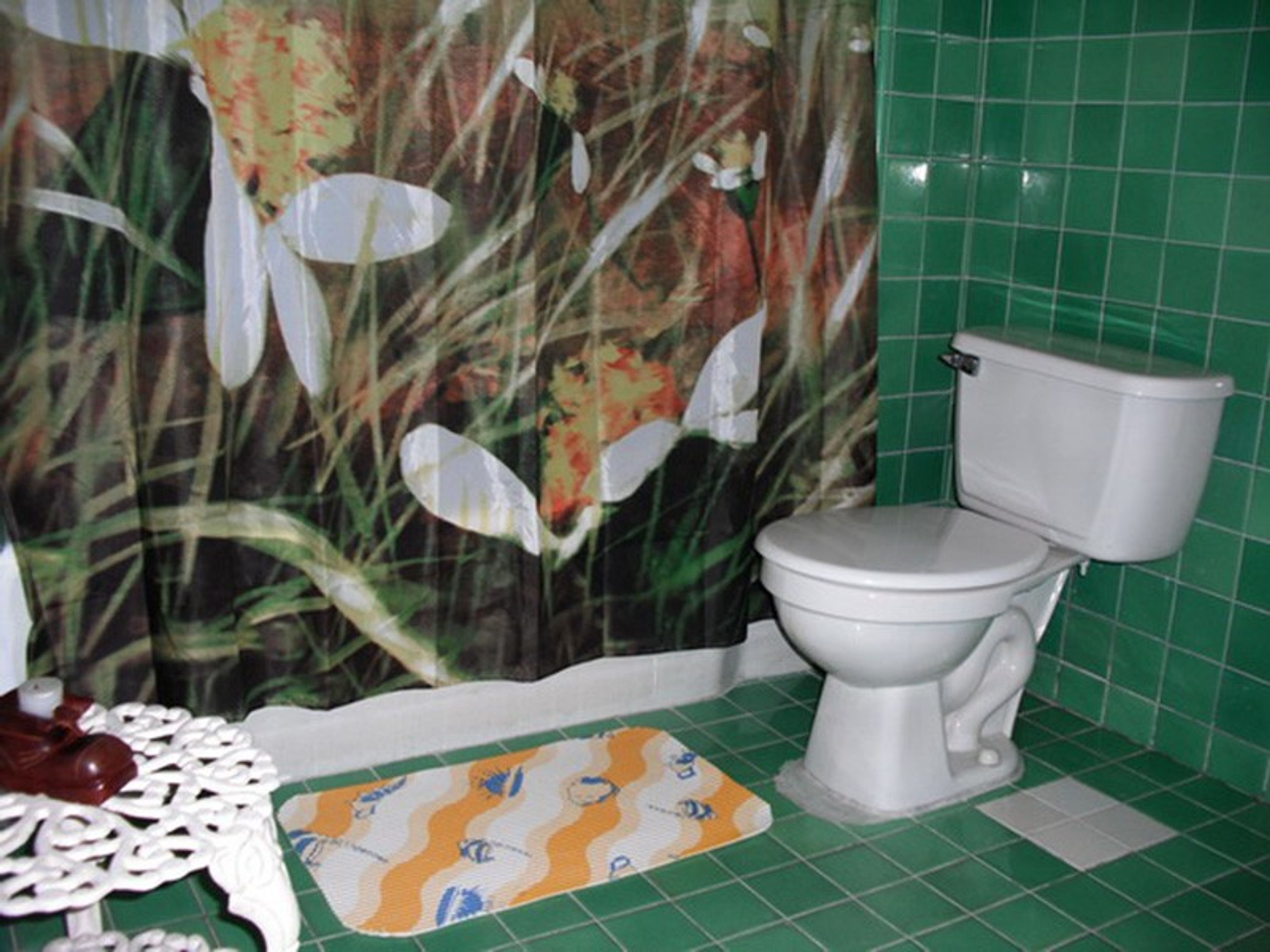 Дом M&M, CALLE 21, No. 1364Bathroom's view
