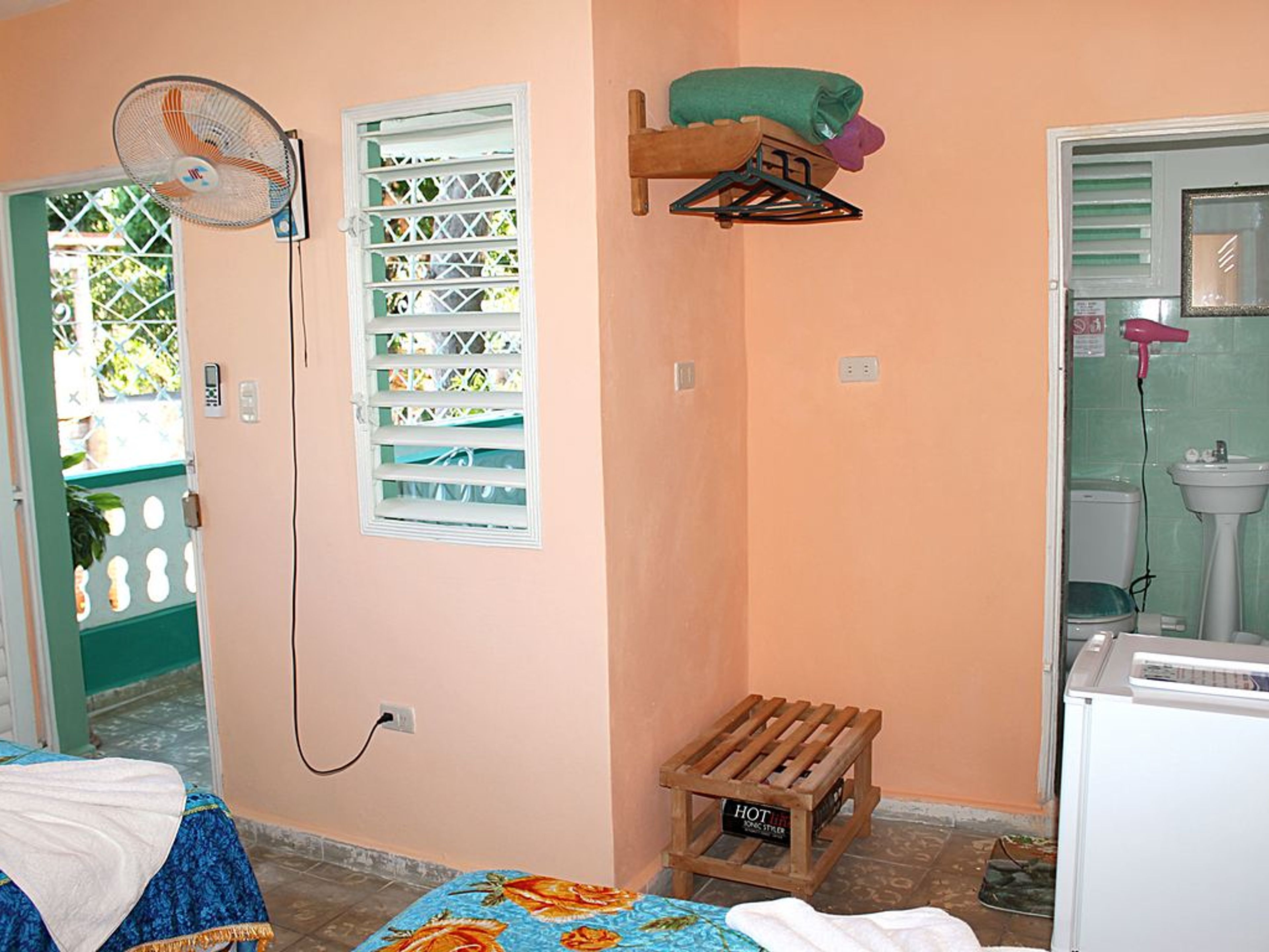 Villa La Tomasa, REAL, No.14 EStandard room 1