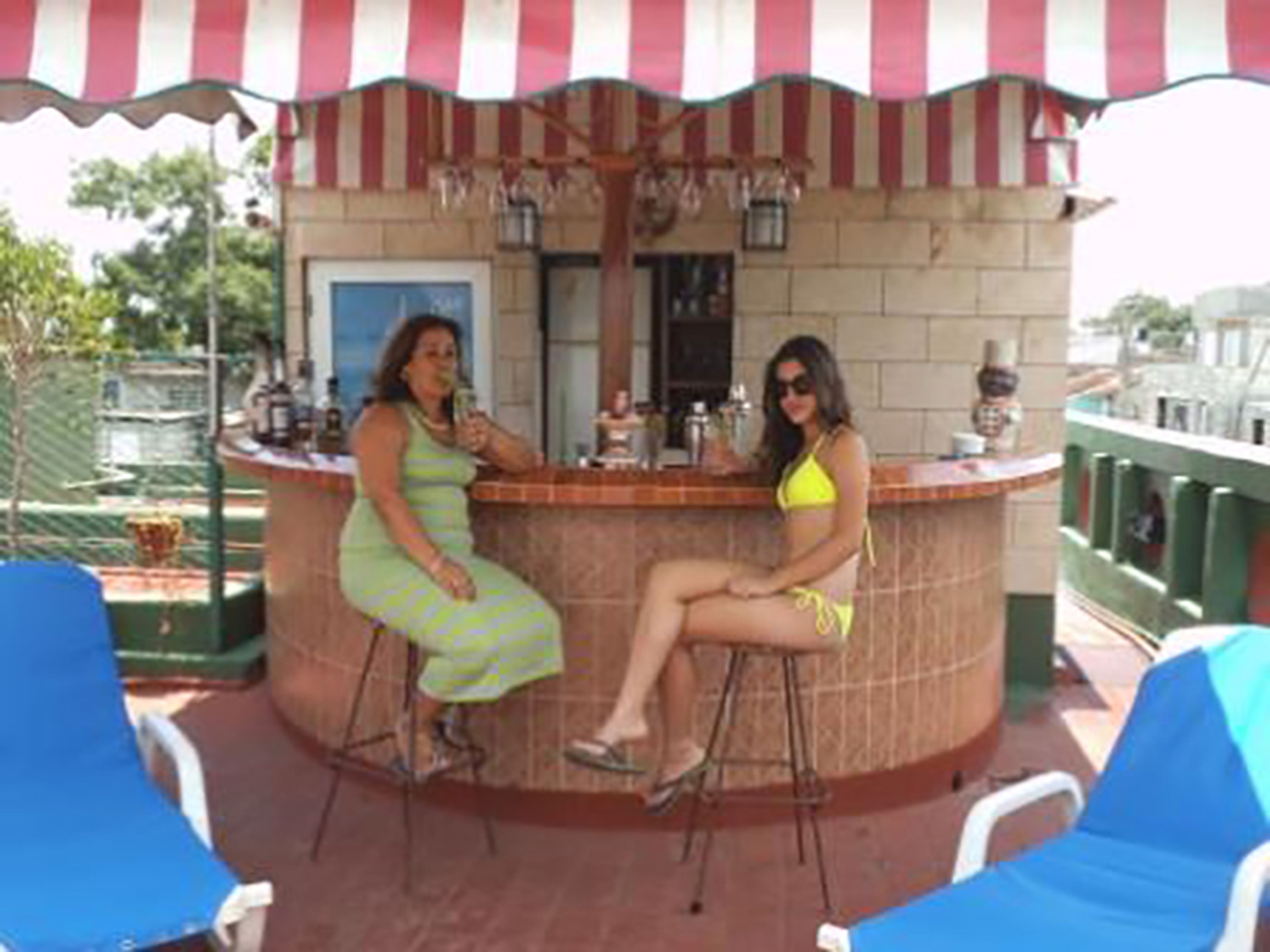 Hostal Tania y Adrian, Avenida 66, No. 3705
