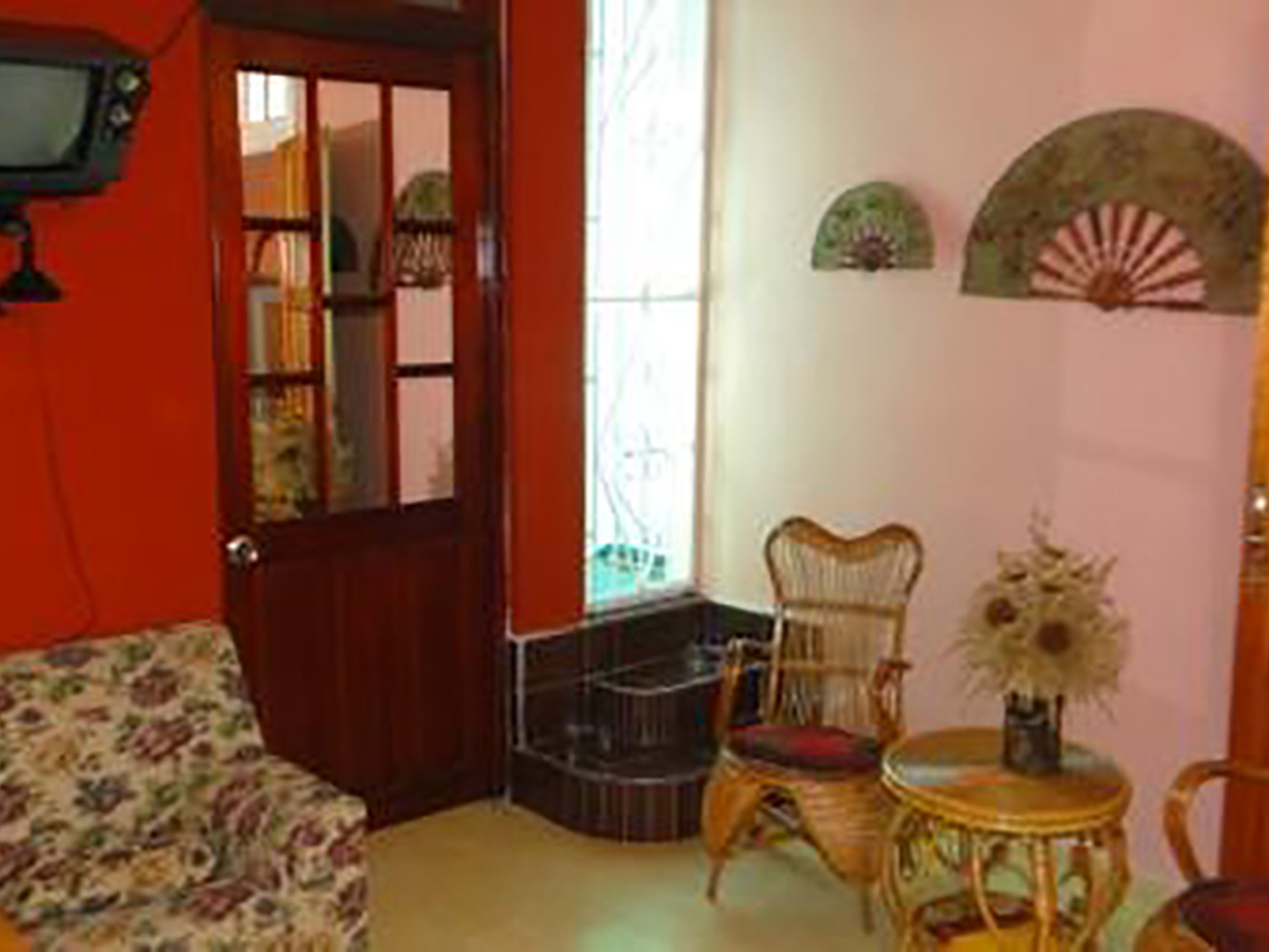 Hostal Tania y Adrian, Avenida 66, No. 3705House´s inside view