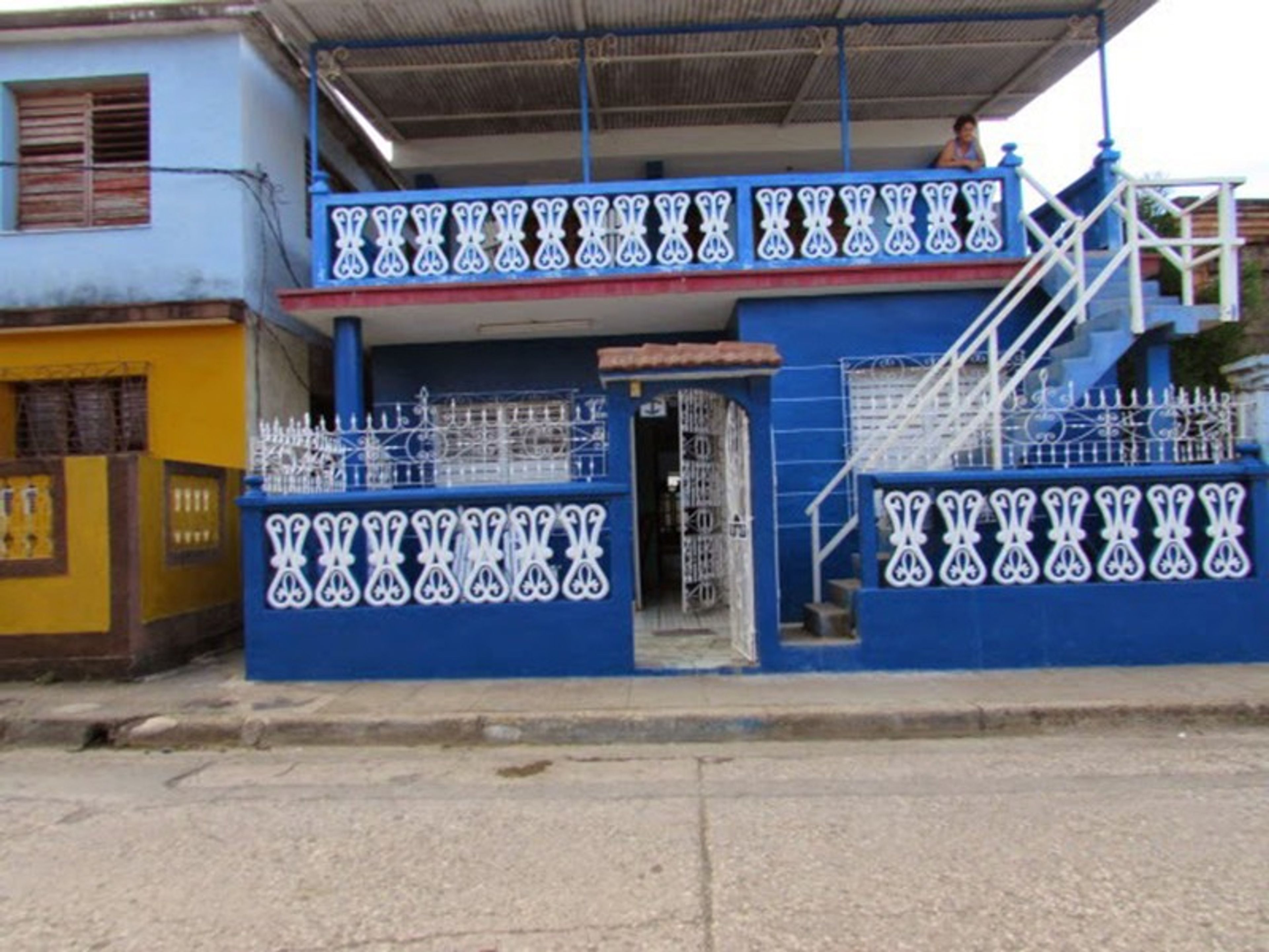 Casa Iguana, CORONELES GALANO, No. 46