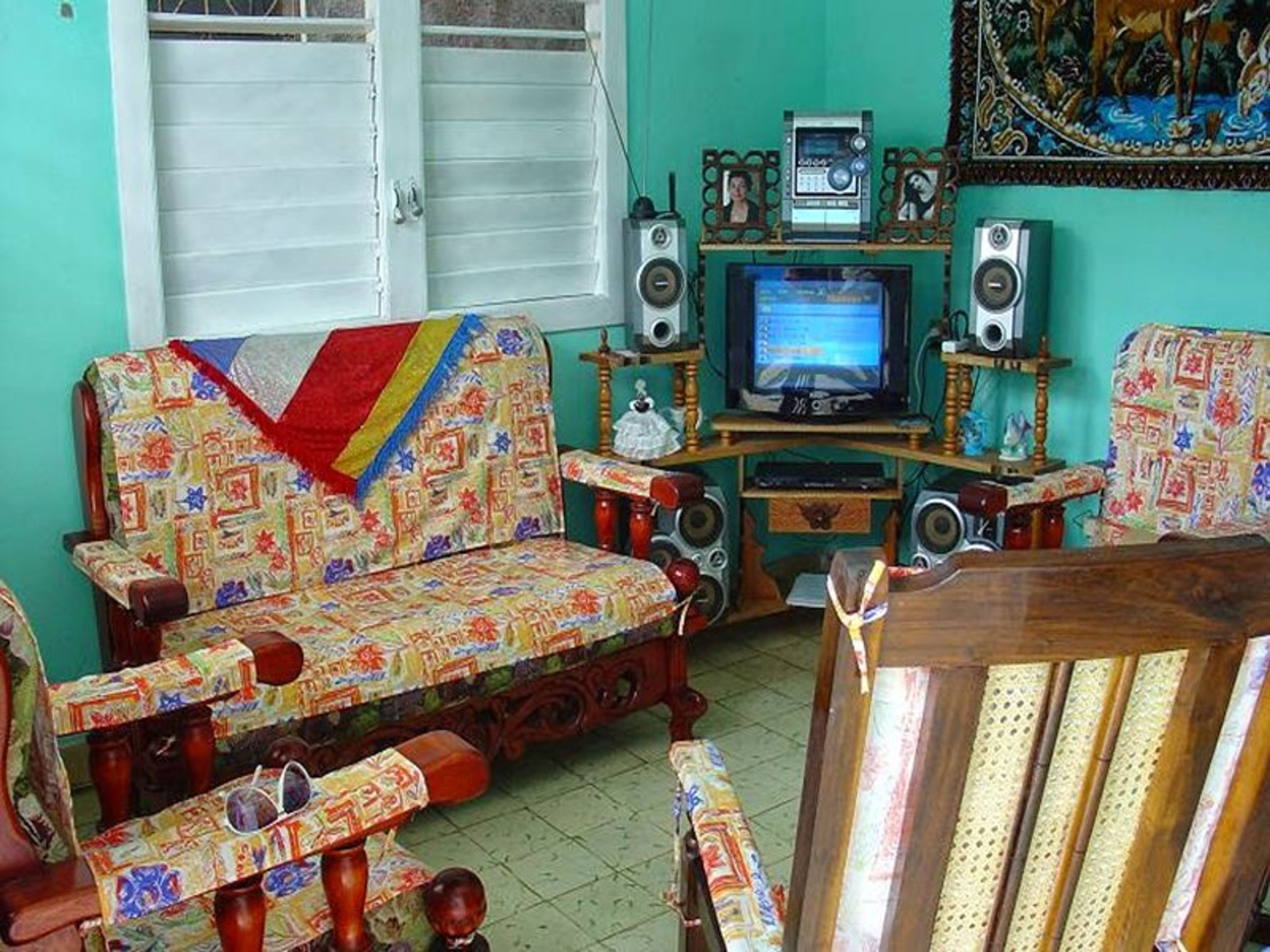 Casa Iguana, CORONELES GALANO, No. 46House living room