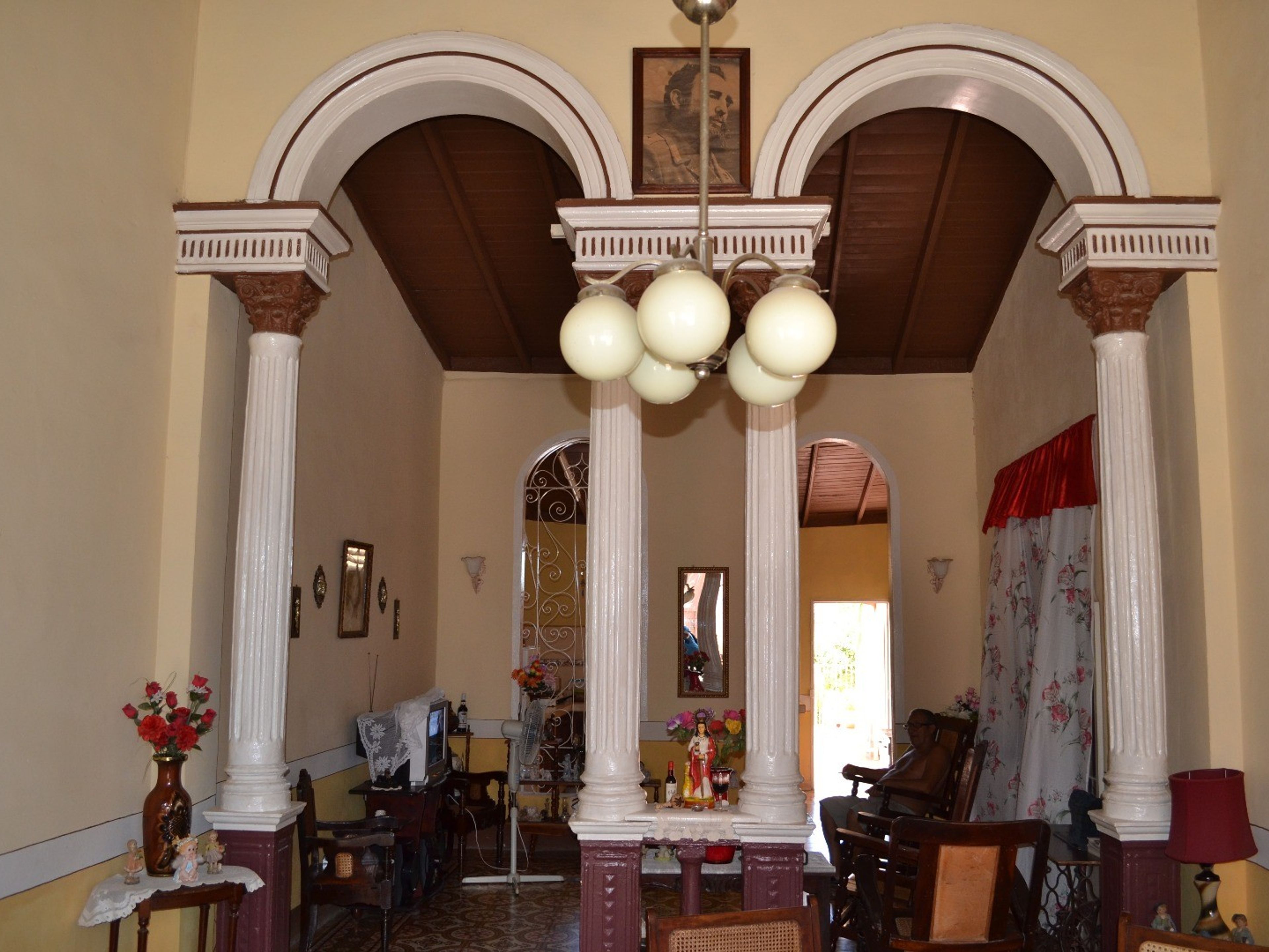 Hostal Tania y Familia, JOSÉ MARTÍ (Jesús María), No. 417-EHouse living room
