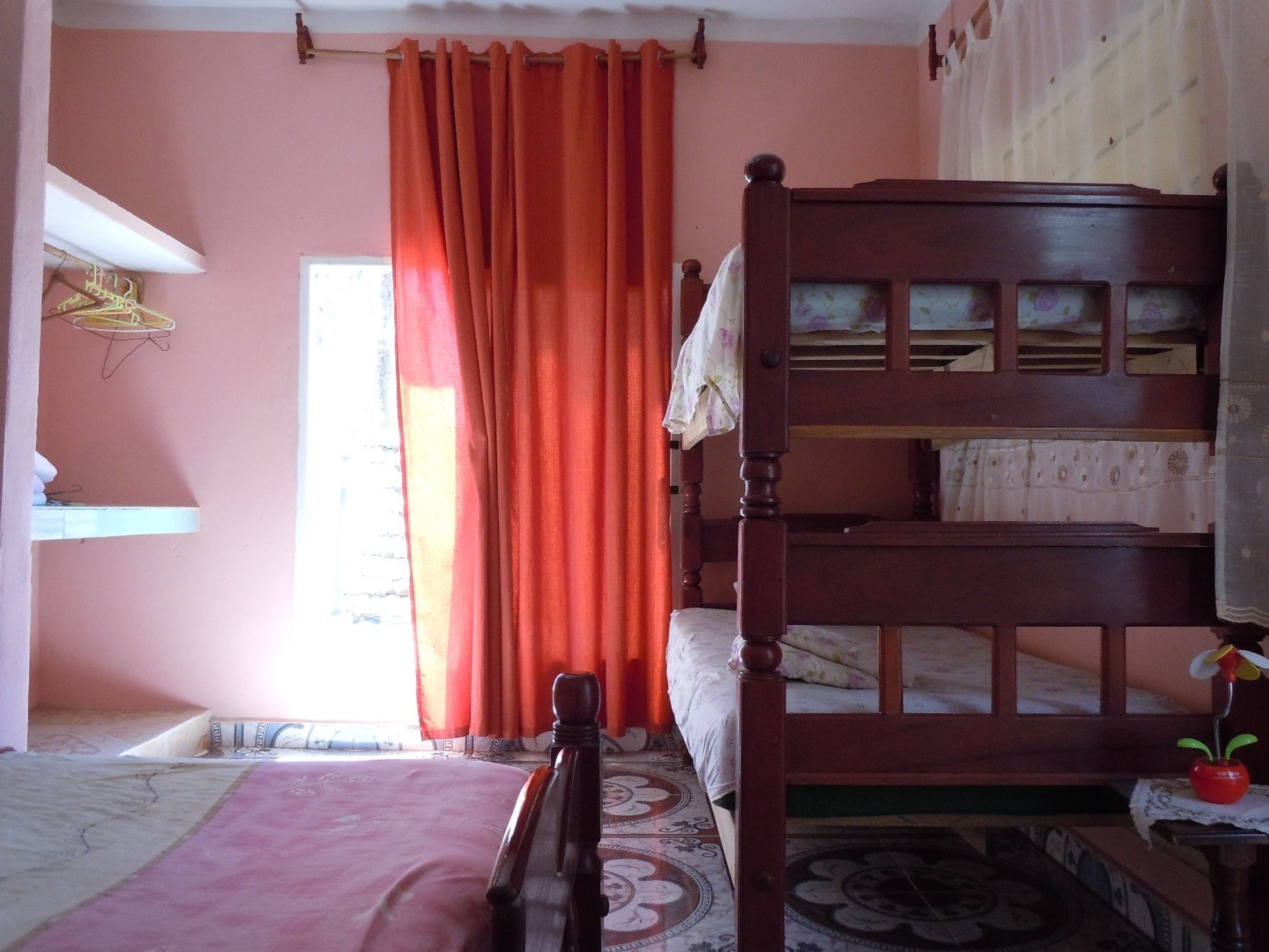 Hostal Mireya, ANTONIO MACEO (Guiérrez), No. 472Standard room