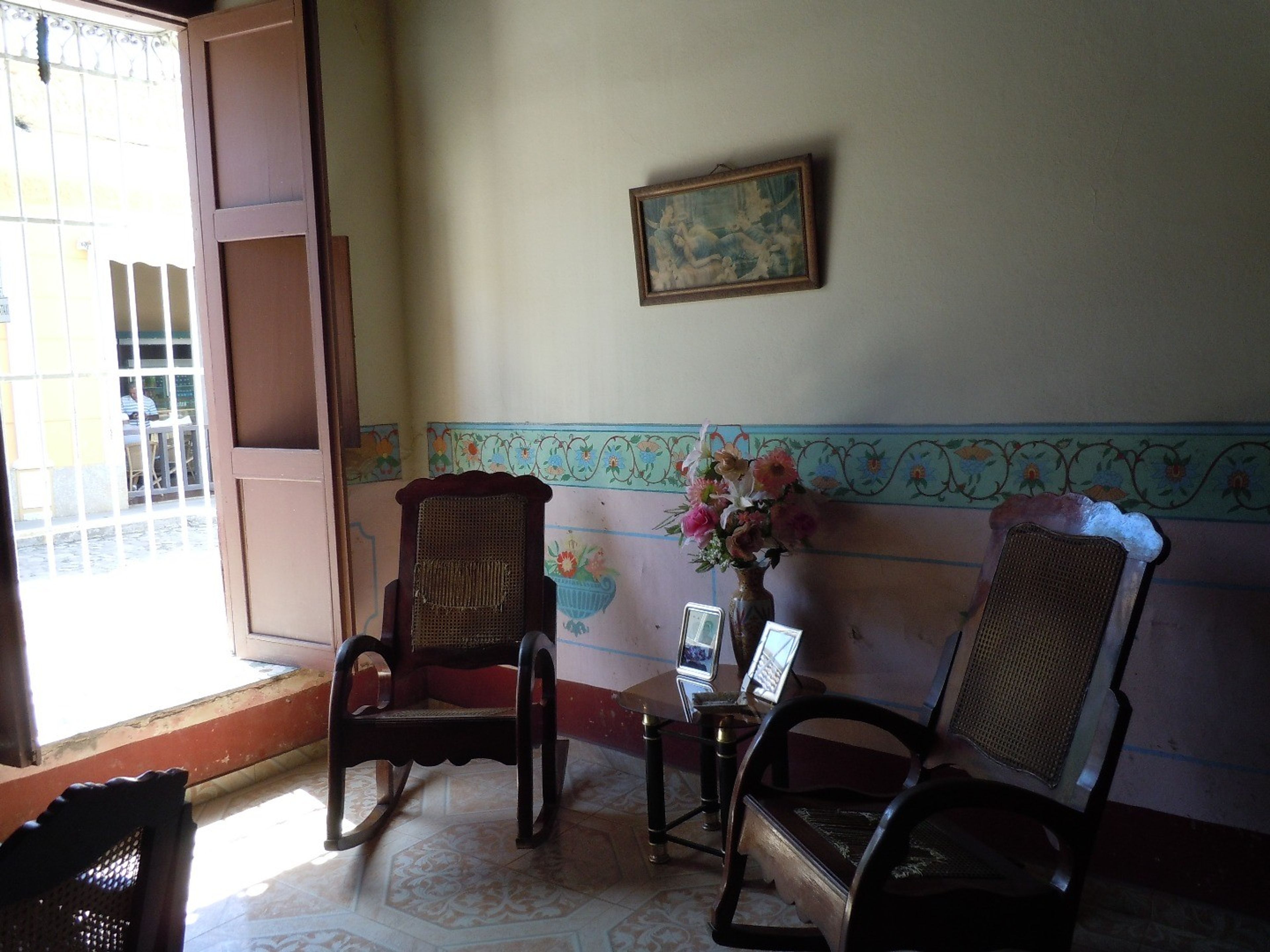 Hostal Mireya, ANTONIO MACEO (Guiérrez), No. 472House living room