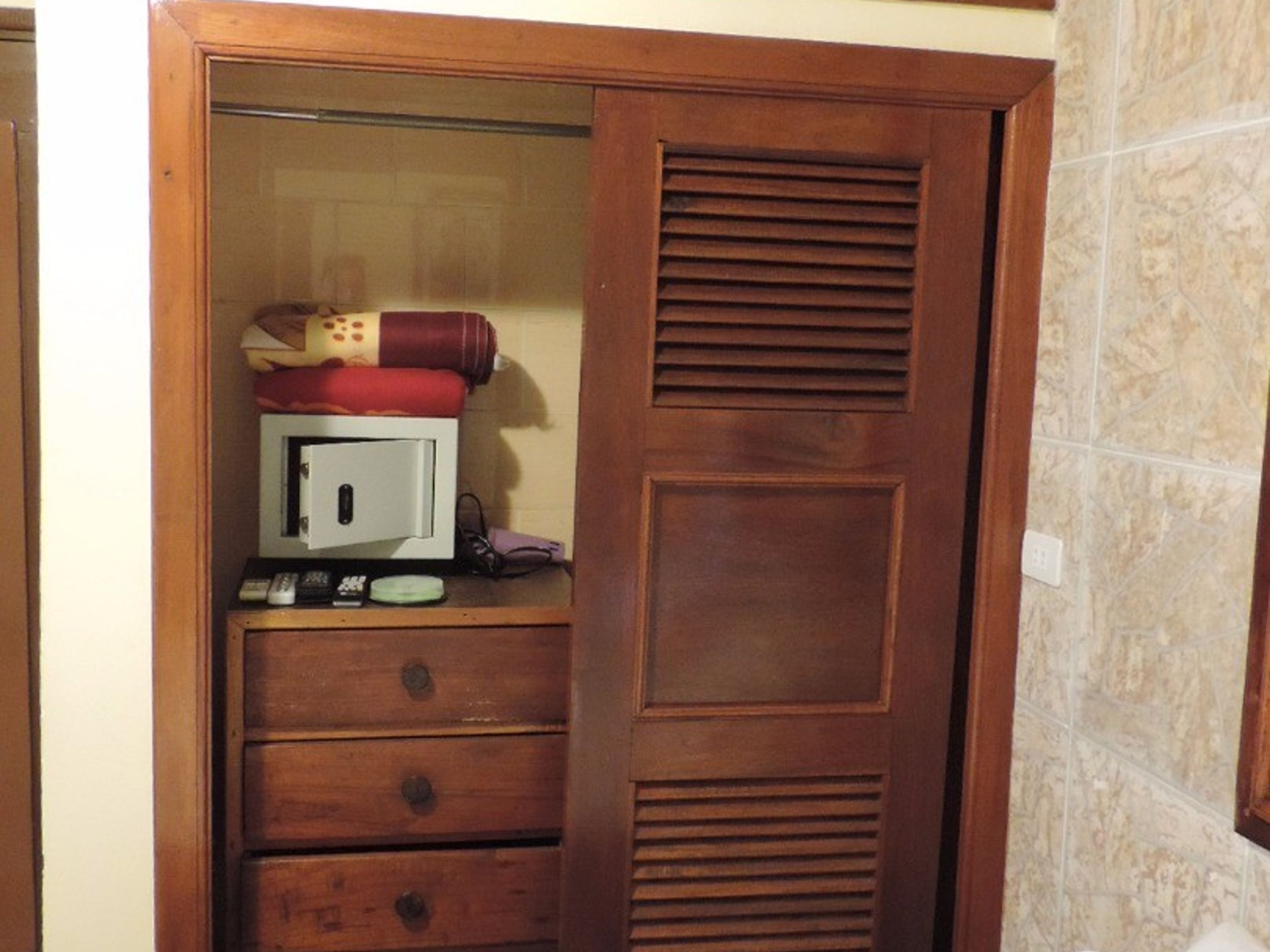 Hostal Isorazul, CALLE 27, No.105Room details
