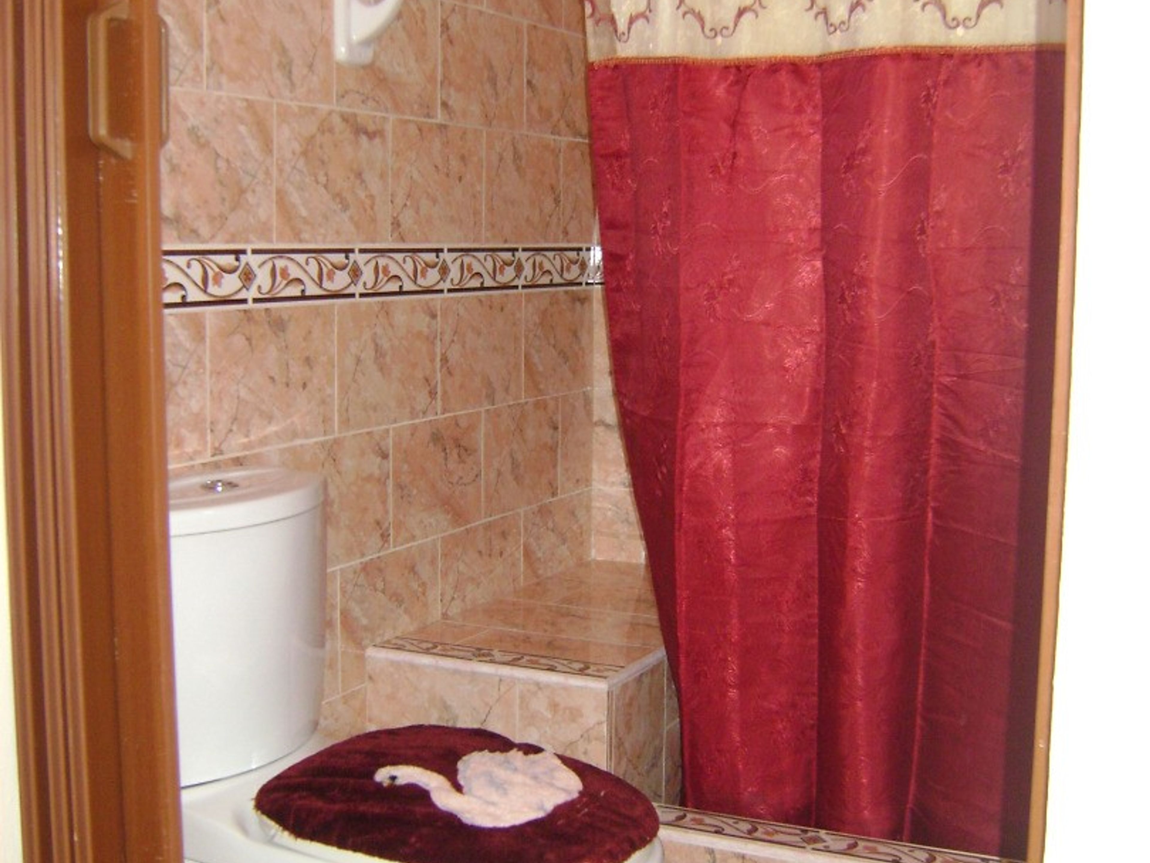 Casa Noemí y Otto, FRANCISCO JAVIER ZERQUERA (Rosario), No. 205Bathroom's view