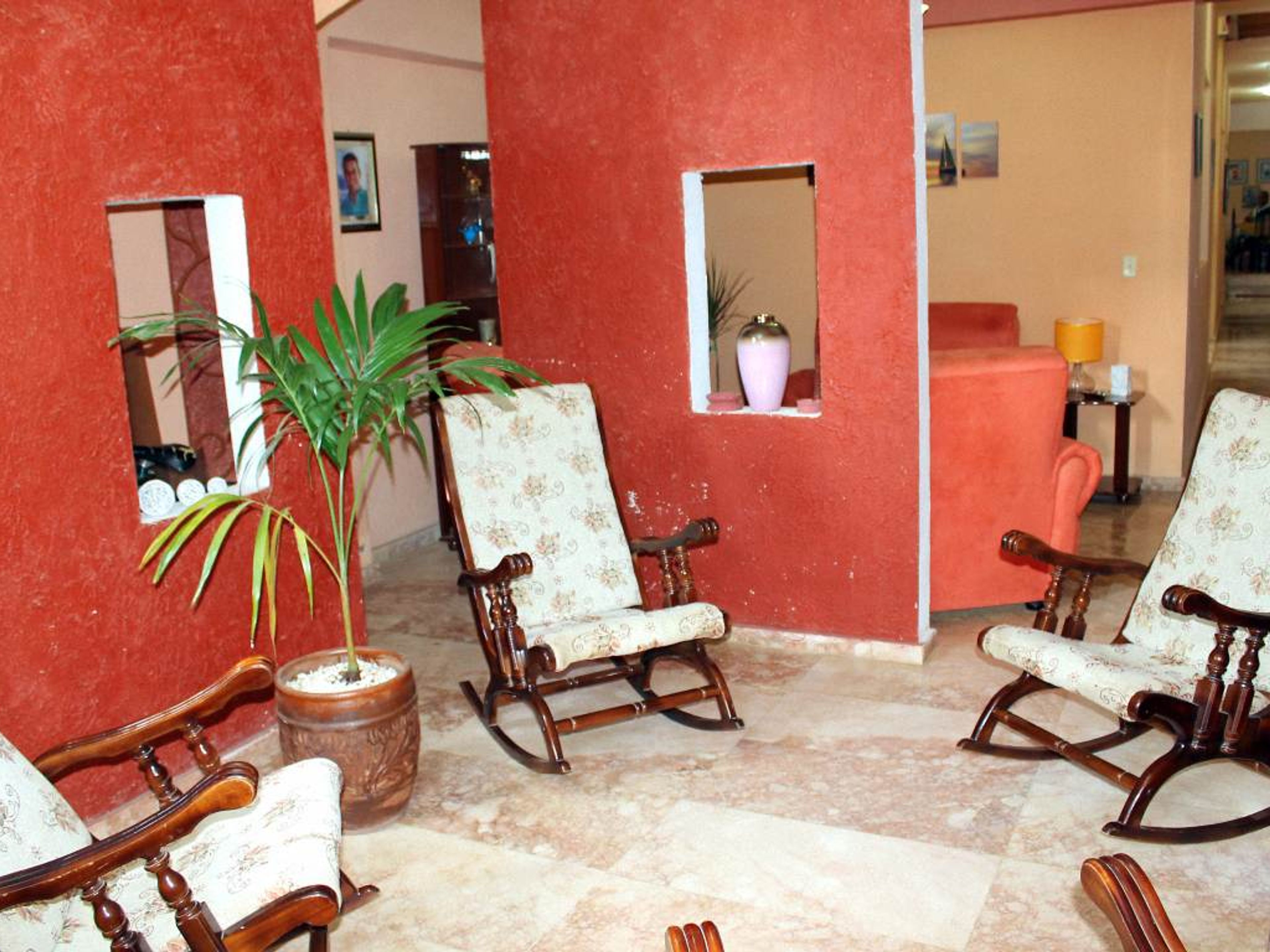 Hostal Paola, CALLEJÓN DEL AGUACATE (Pedro Zerquera), No. 108House's living room