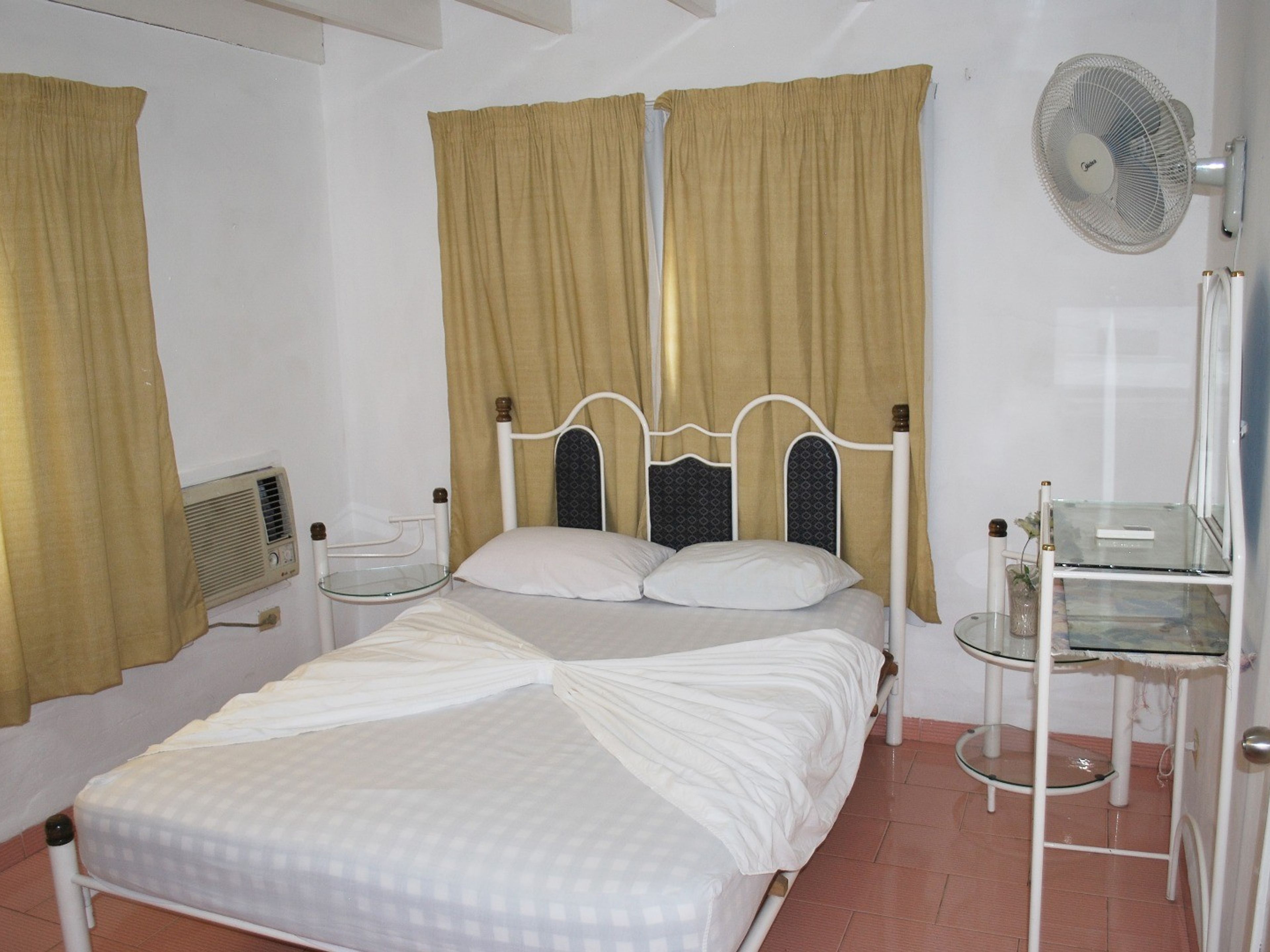 Дом Dr. Raúl Nodarse, 1st AVENUE, No. 3002 - Standard Room