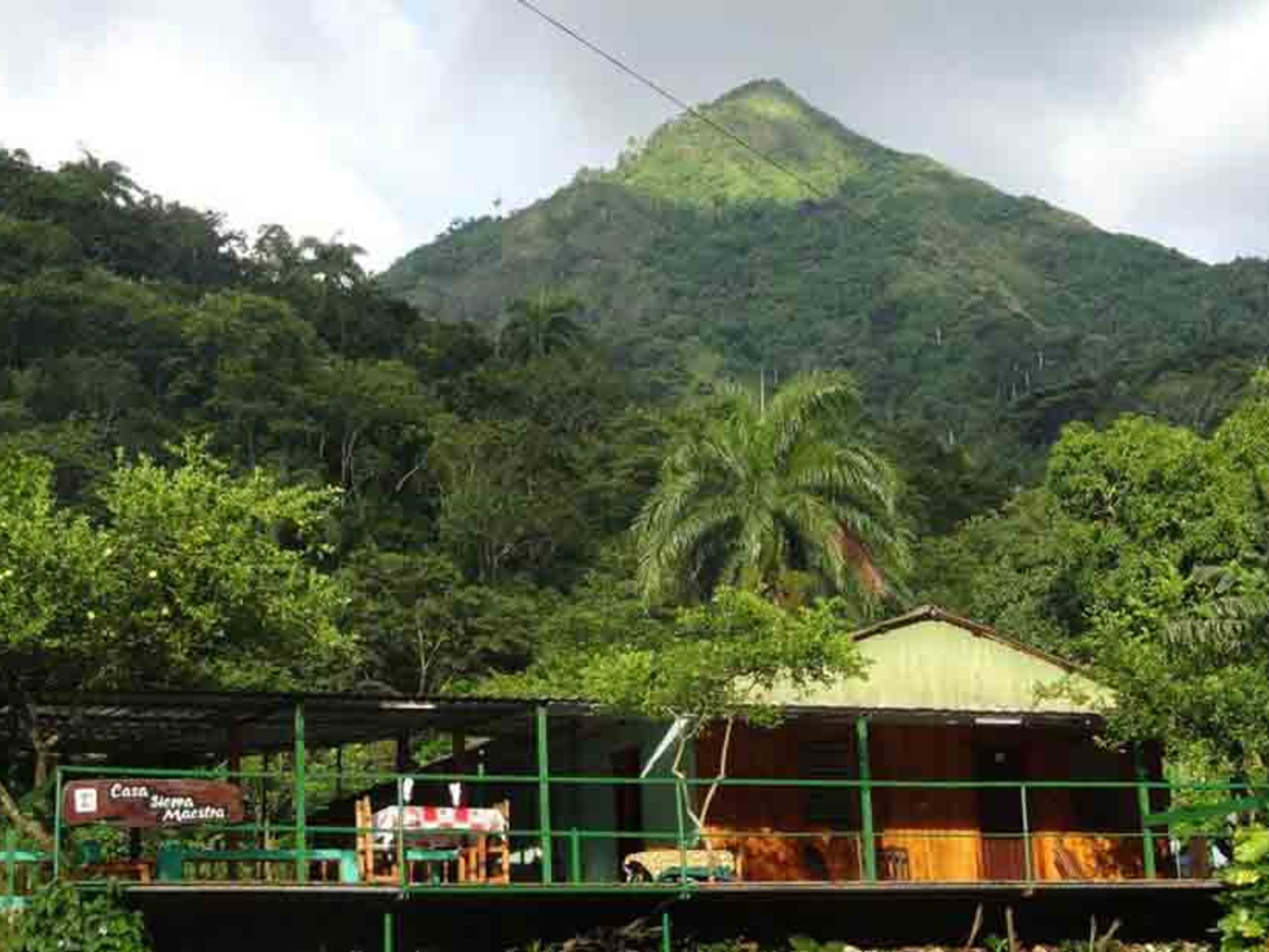 Дом Sierra Maestra, SANTO DOMINGO