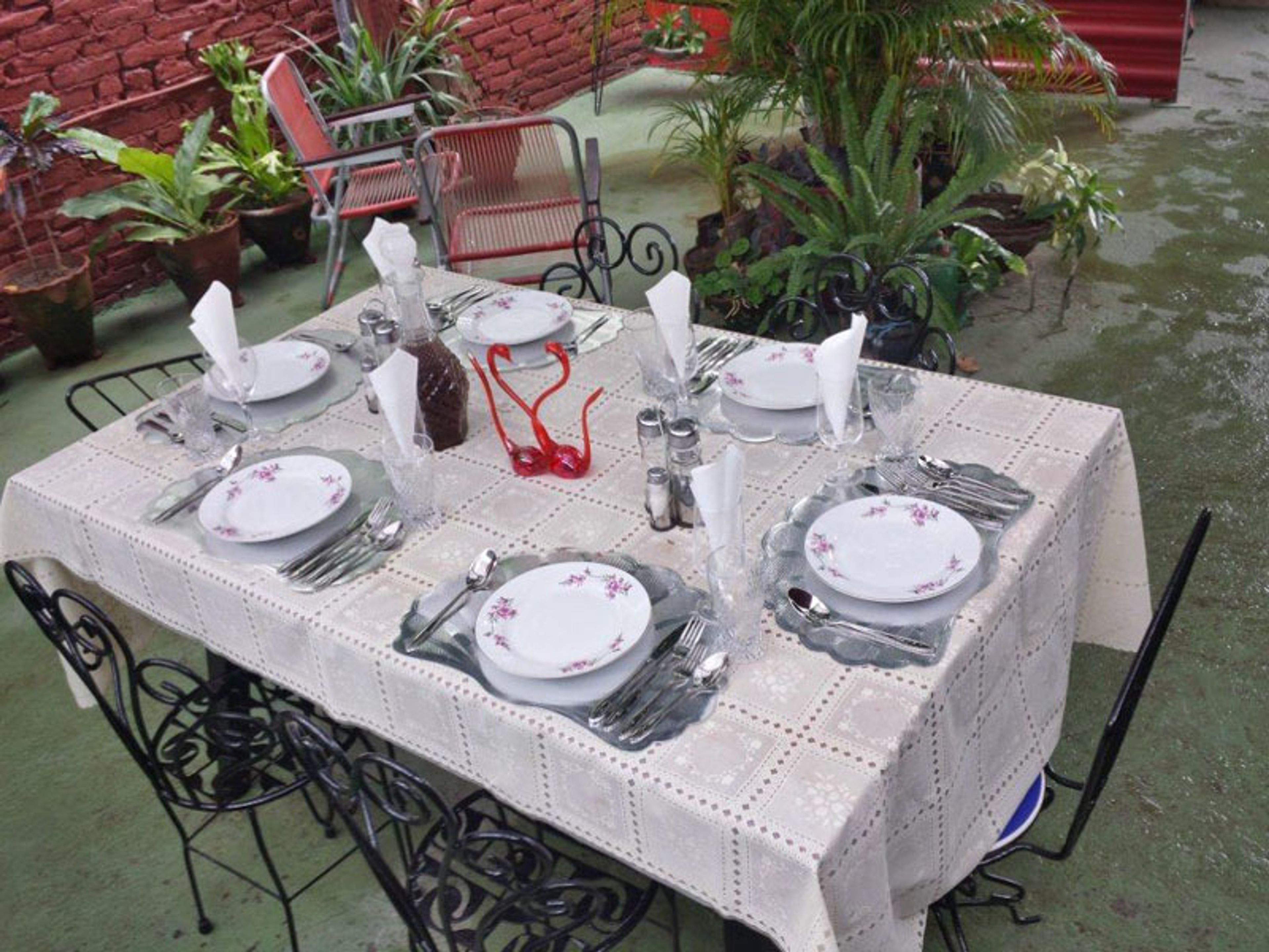 Fernandez Room Rentals, CORONA, No 312House´s patio details