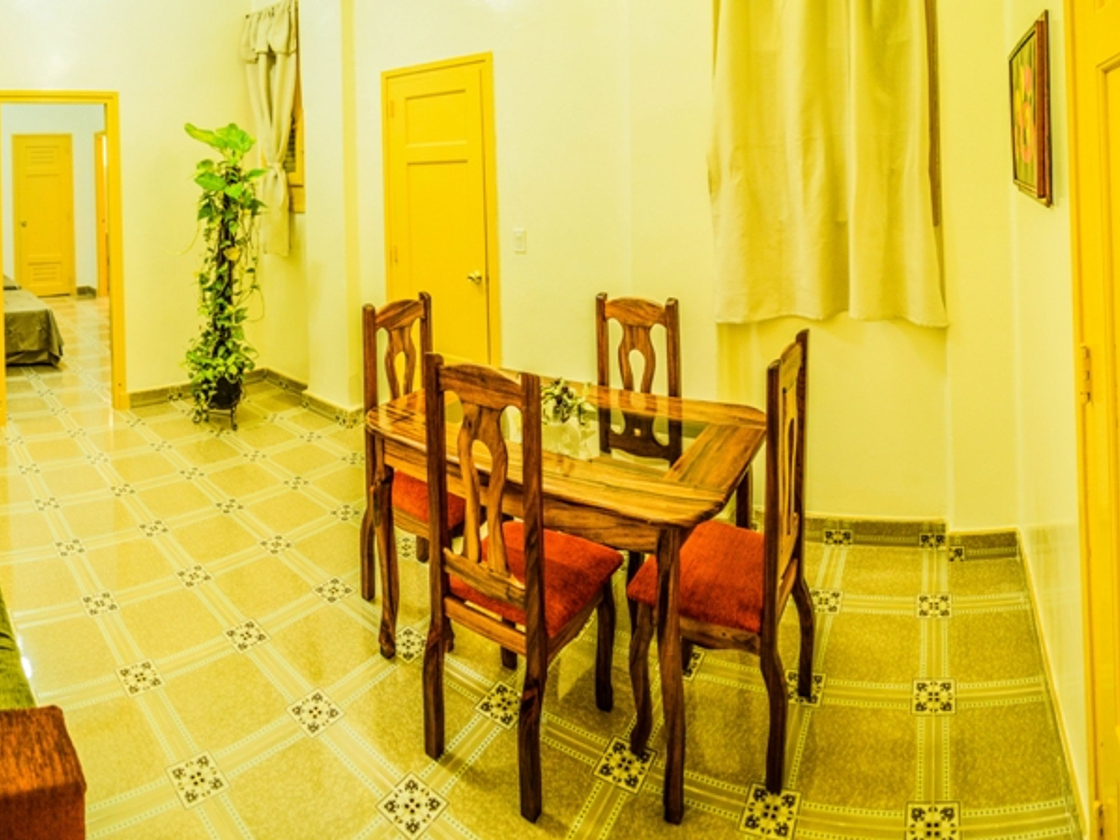Casa Leticia, BERNAZA, No. 243House's living and dinning room