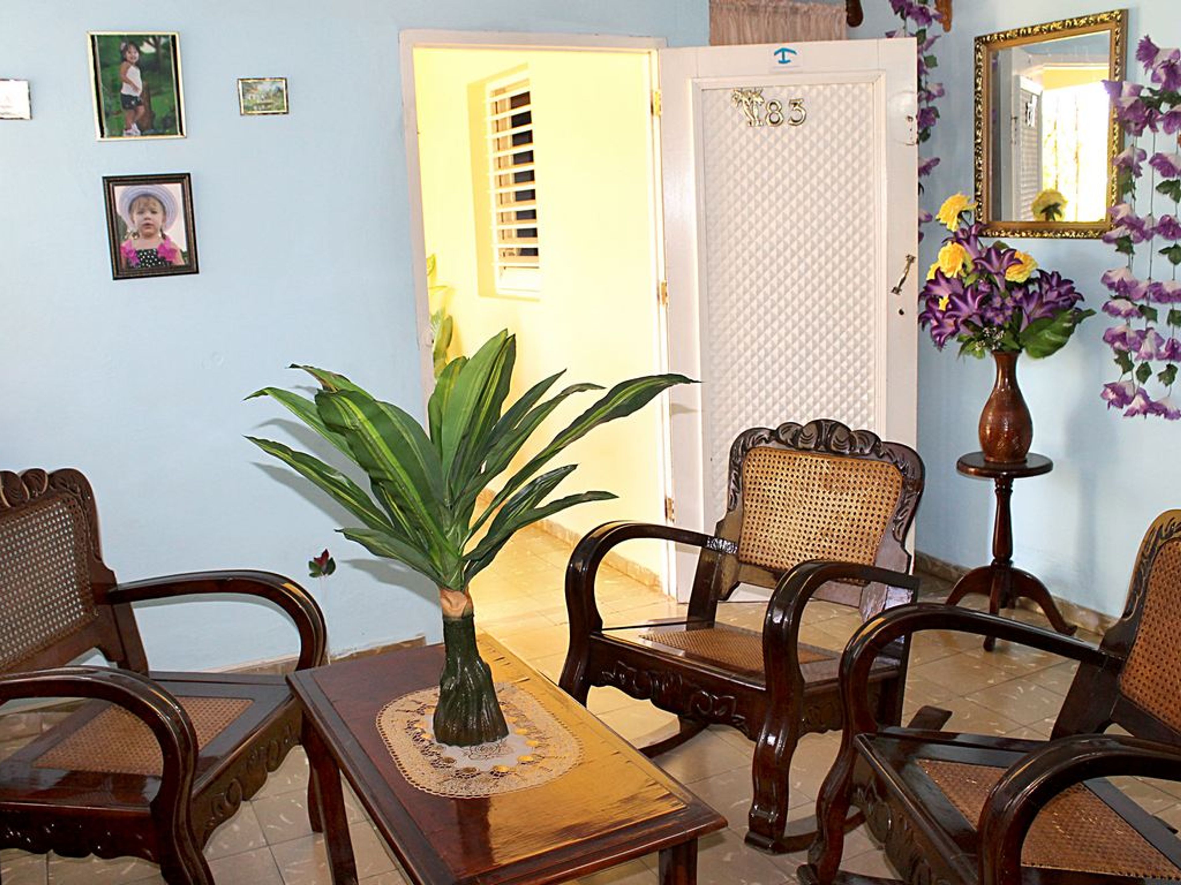 Hostal Las Arecas de Félix, BLOQUE 13, No.83House's living room