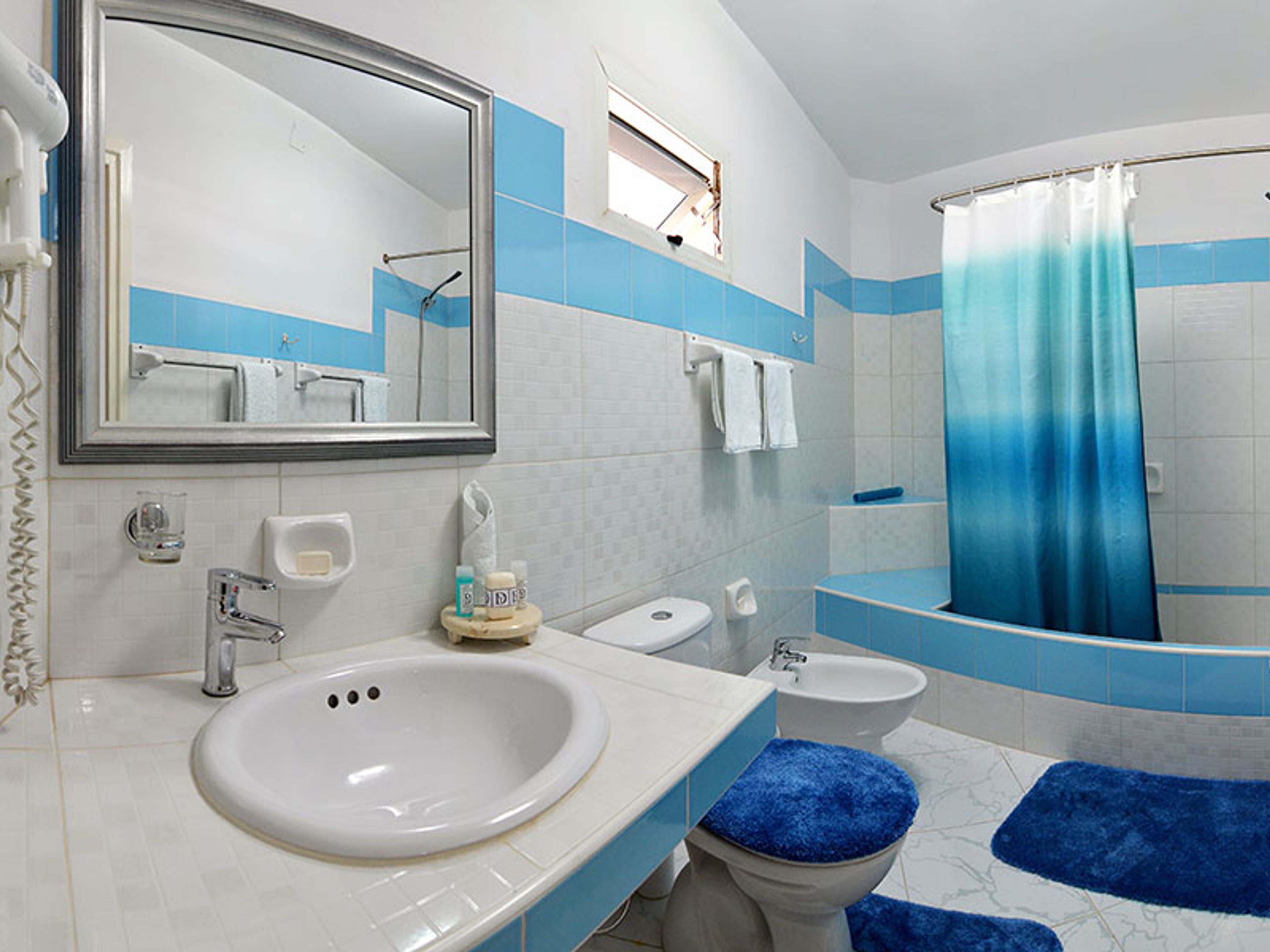 Casa David y Yula, AVENIDA 42, No. 703Bathroom's 3 view