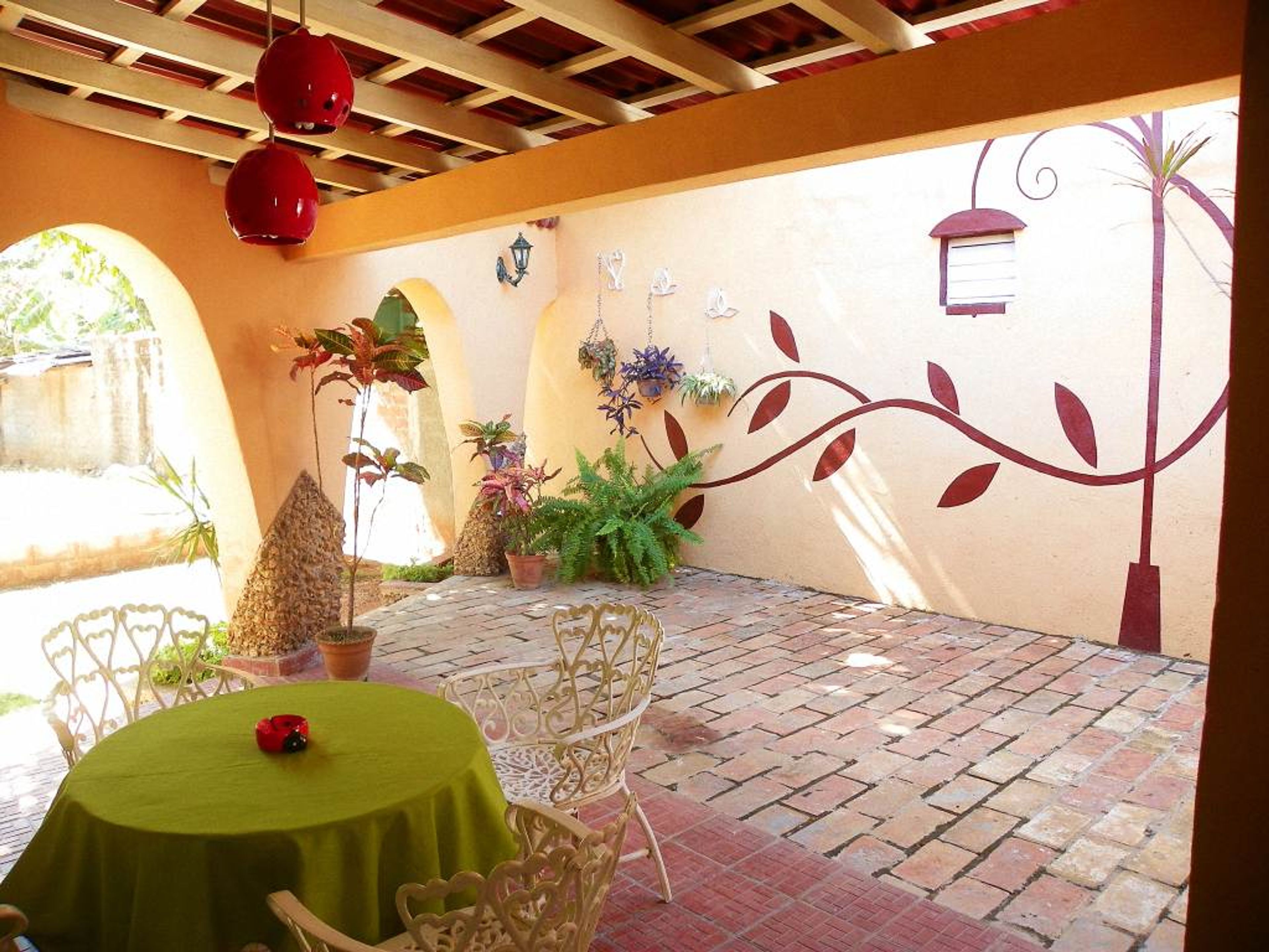 Hostal Esquerra 289, ANSELMO RODRIGUEZ (Esmeralda), No. 289House's terrace view