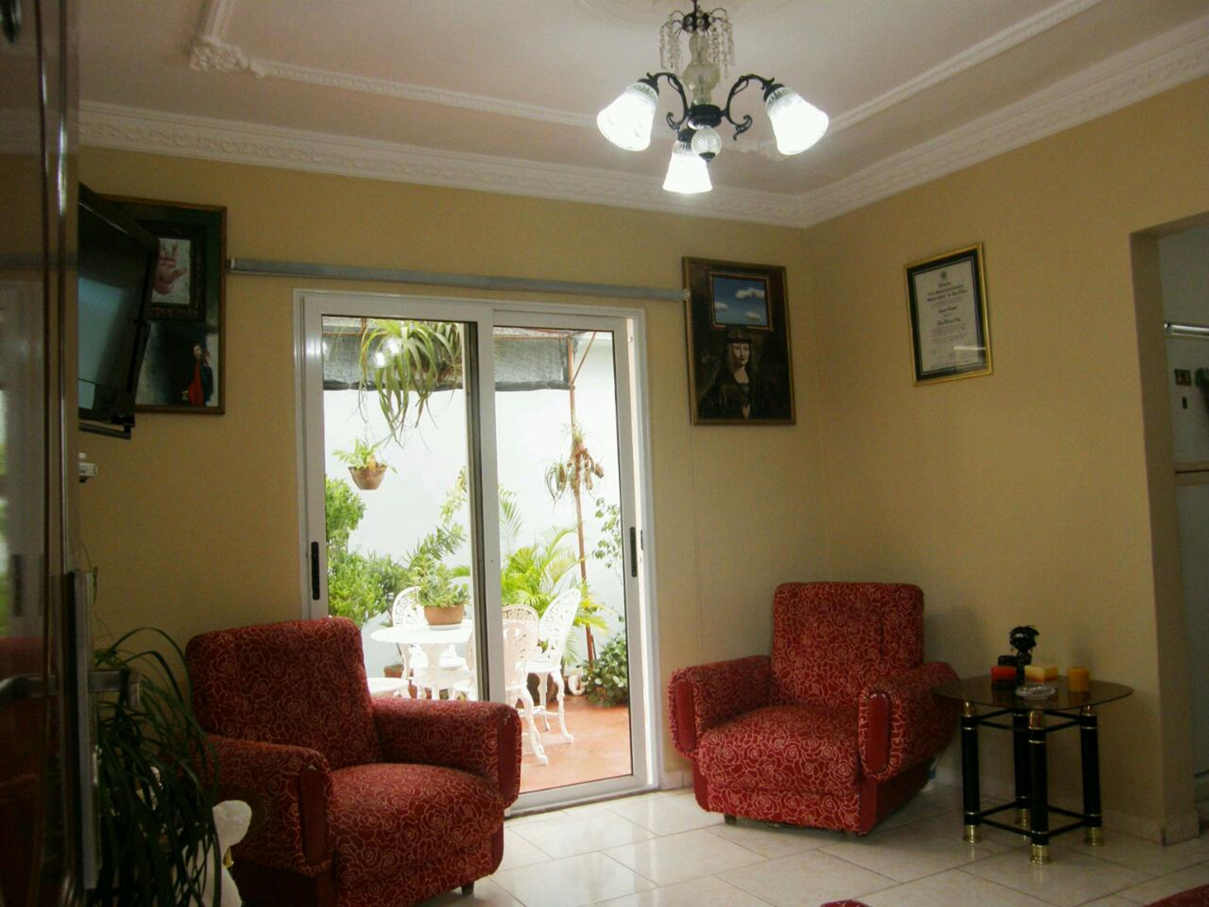 Hostal Ana, SERFÍN GARCÍA (Nazareno), No. 74