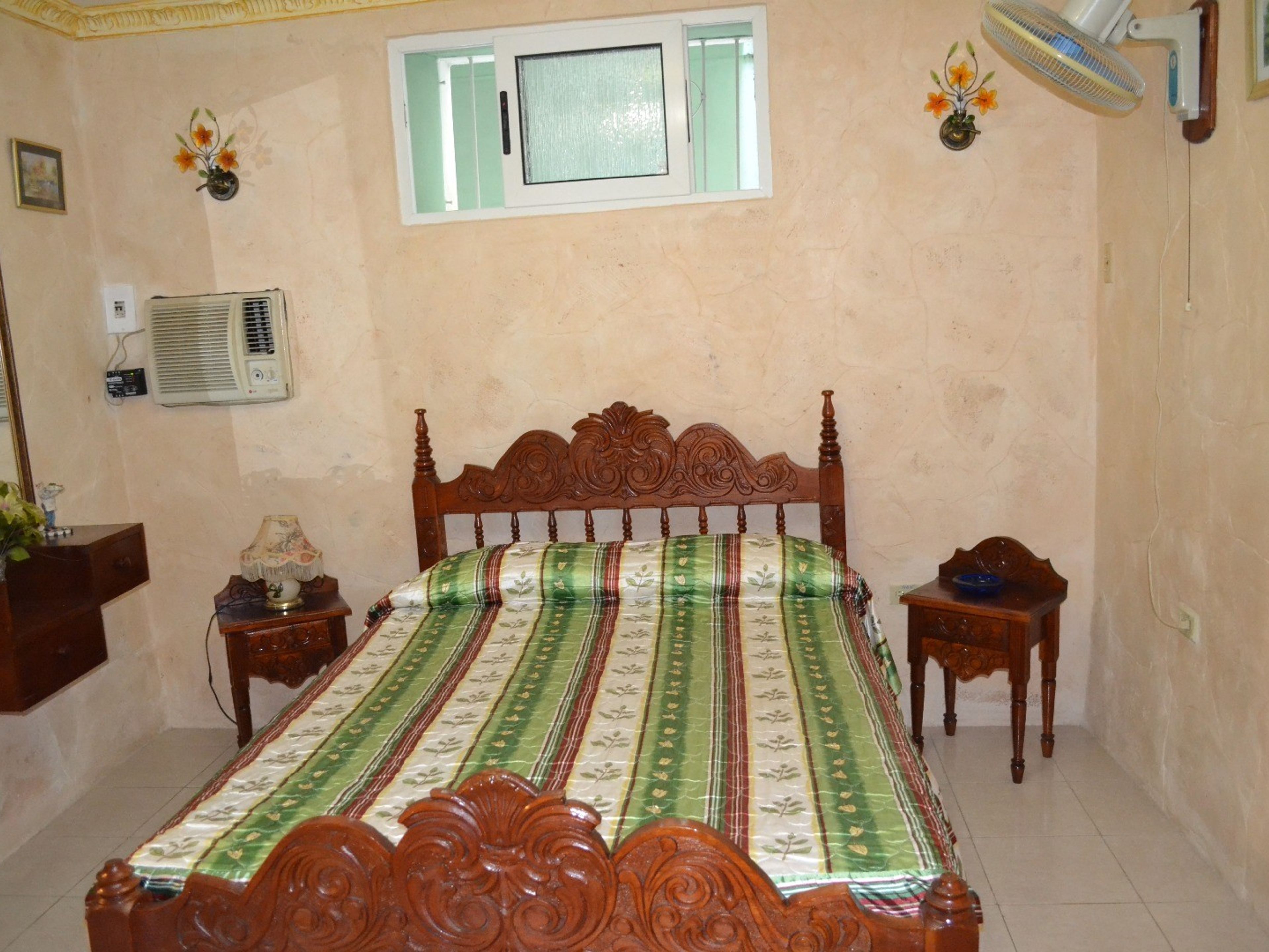 Casa Dos Leones, MERCED, No. 14 BajosStandard room