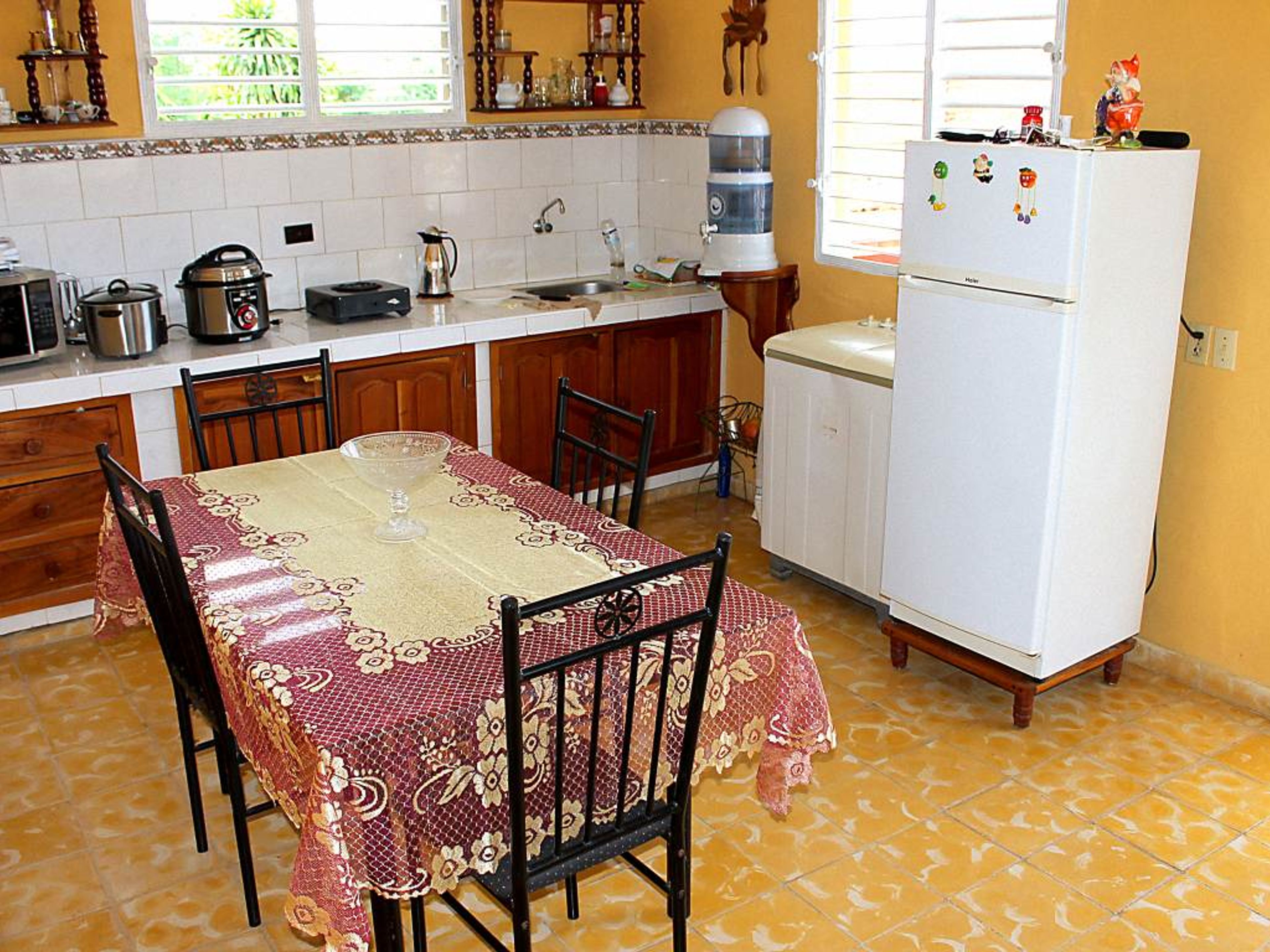 Hostal Montelier y Ileana, FAUSTO PELAYO ALONSO (Chanzoneta), No. 271House's dinning room