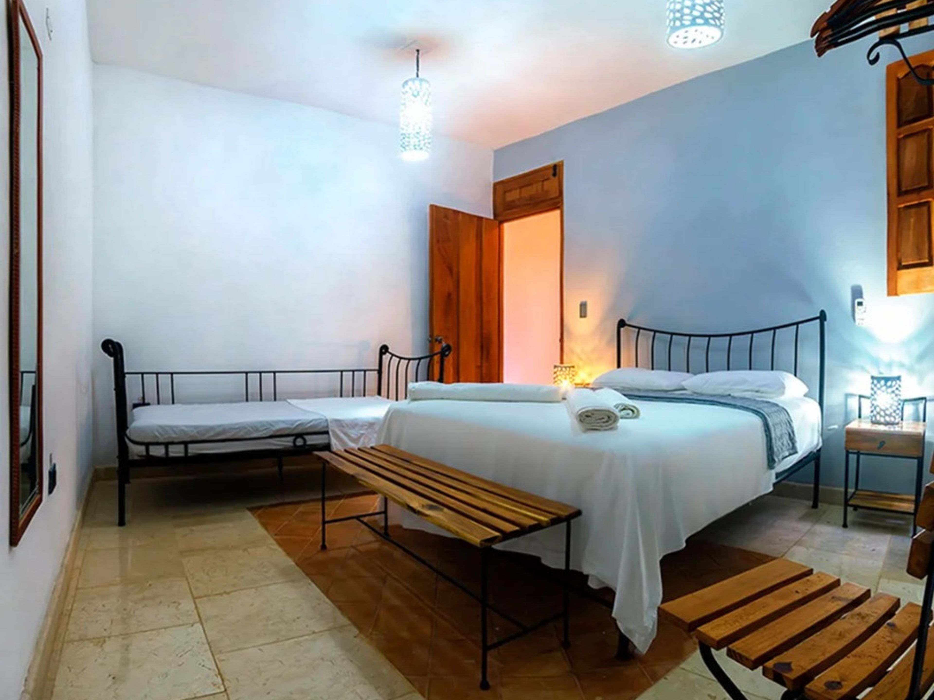 Hostal Martica y José, FRANCISCO JAVIER ZERQUERA (Rosario), No. 212Standard Room no 1.