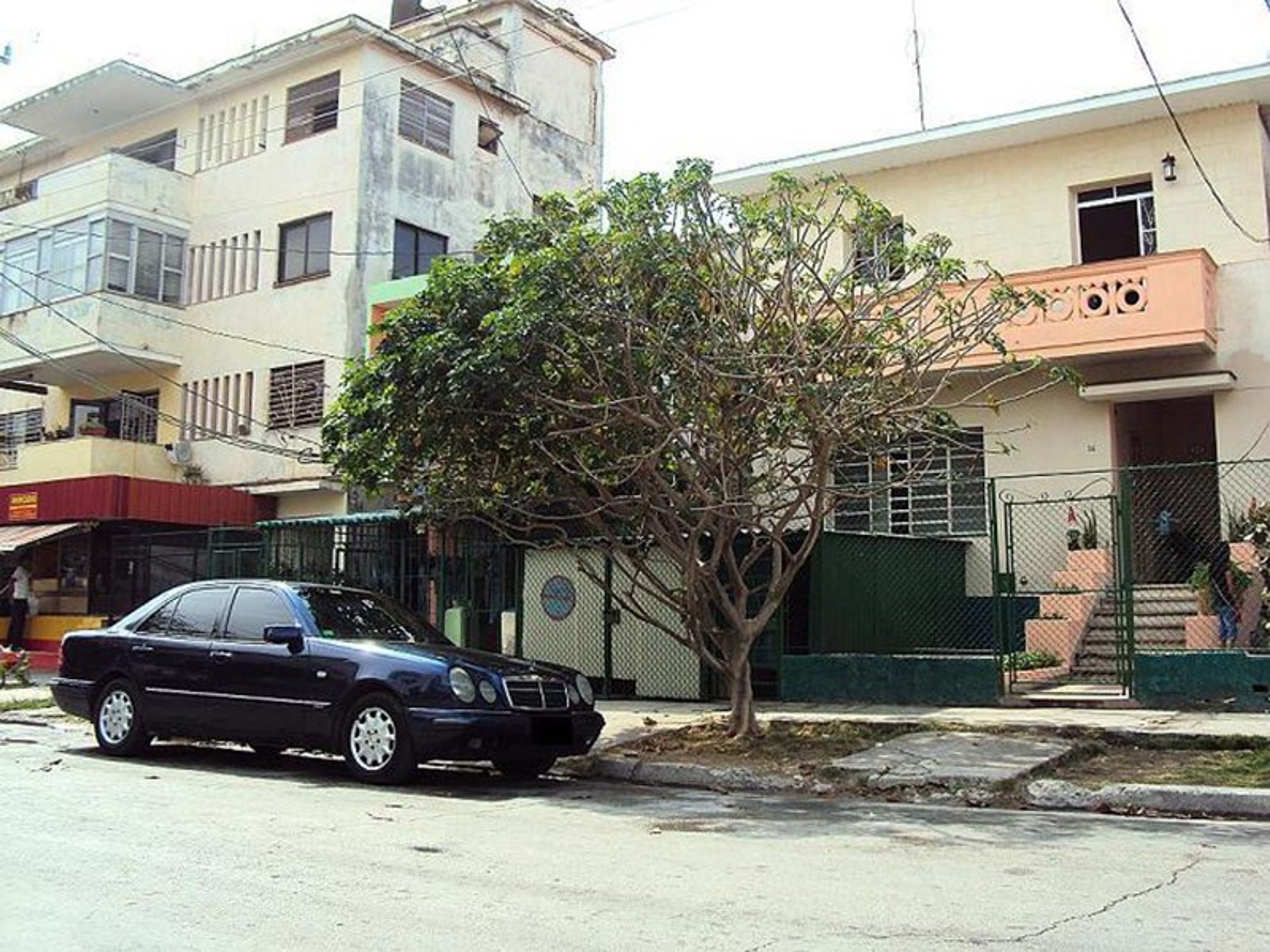 Дом Joyadi, CALLE 10, No. 36