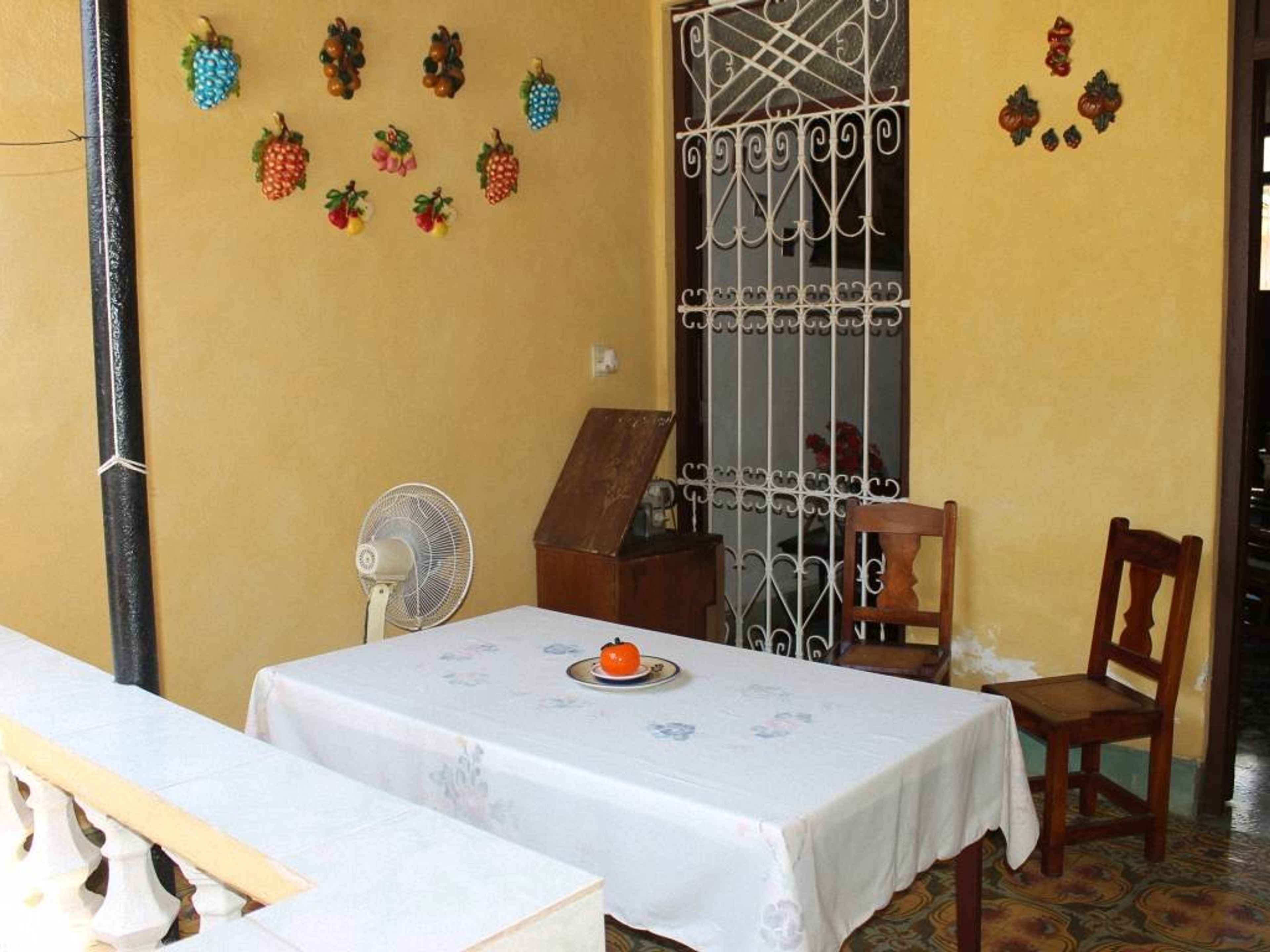 Hostal Aliuska Escalante, FRANCISCO PETERSSEN (Callejón Chinchiquirá), No. 107-AHouse's dinning room