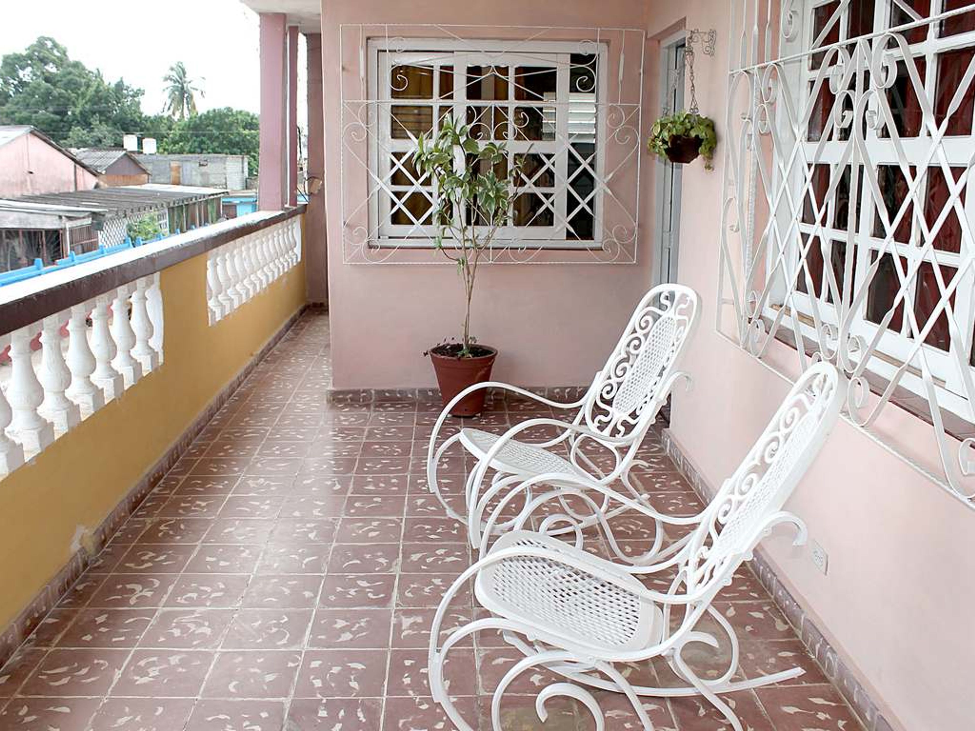 Hostal Made y Rosquete, ANASTACIO CÁRDENAS (Reforma)  No. 611House's balcony view