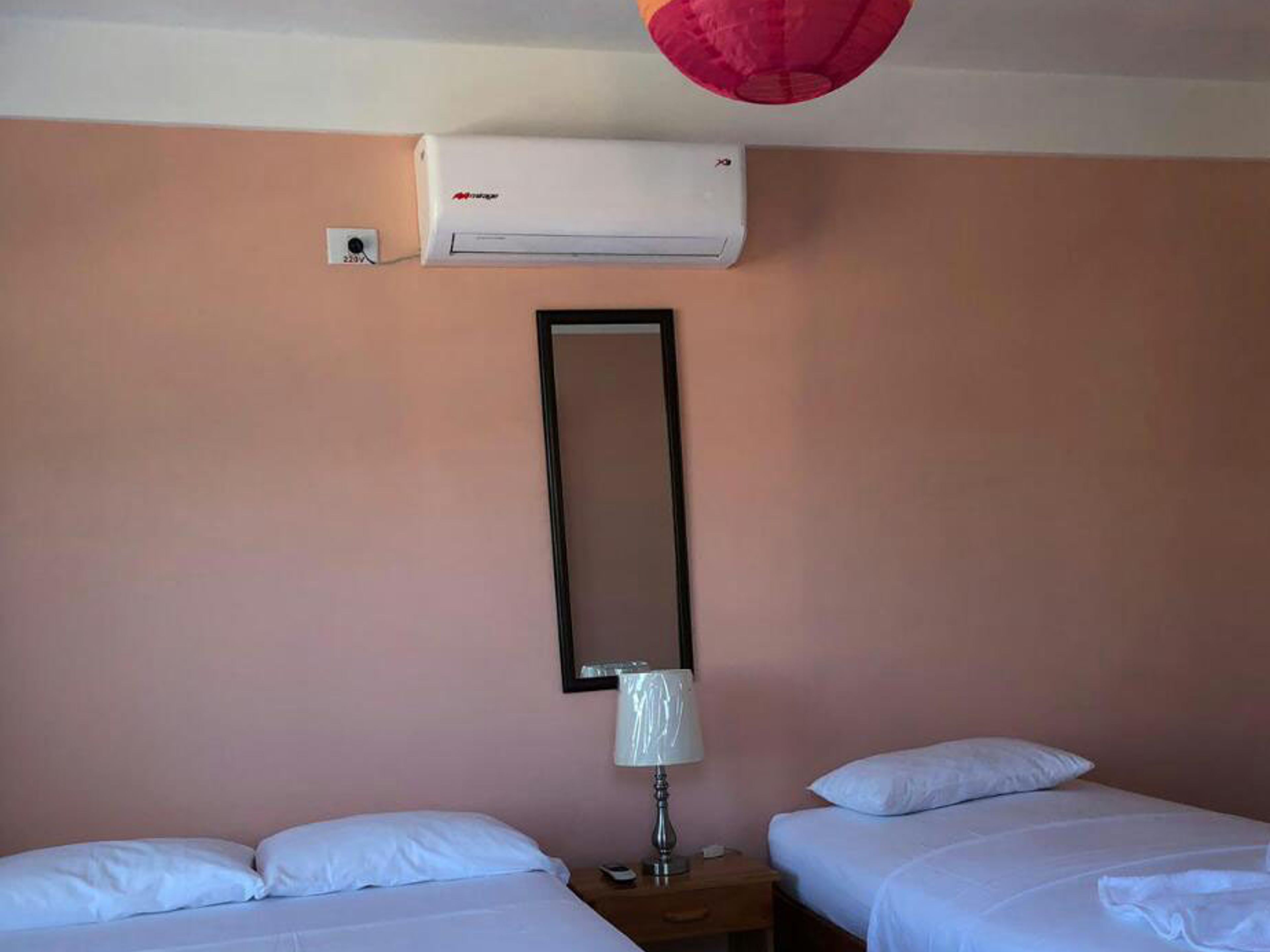Hostal SoleLuna B & B, ANTONIO MACEO, No. 22Standard room