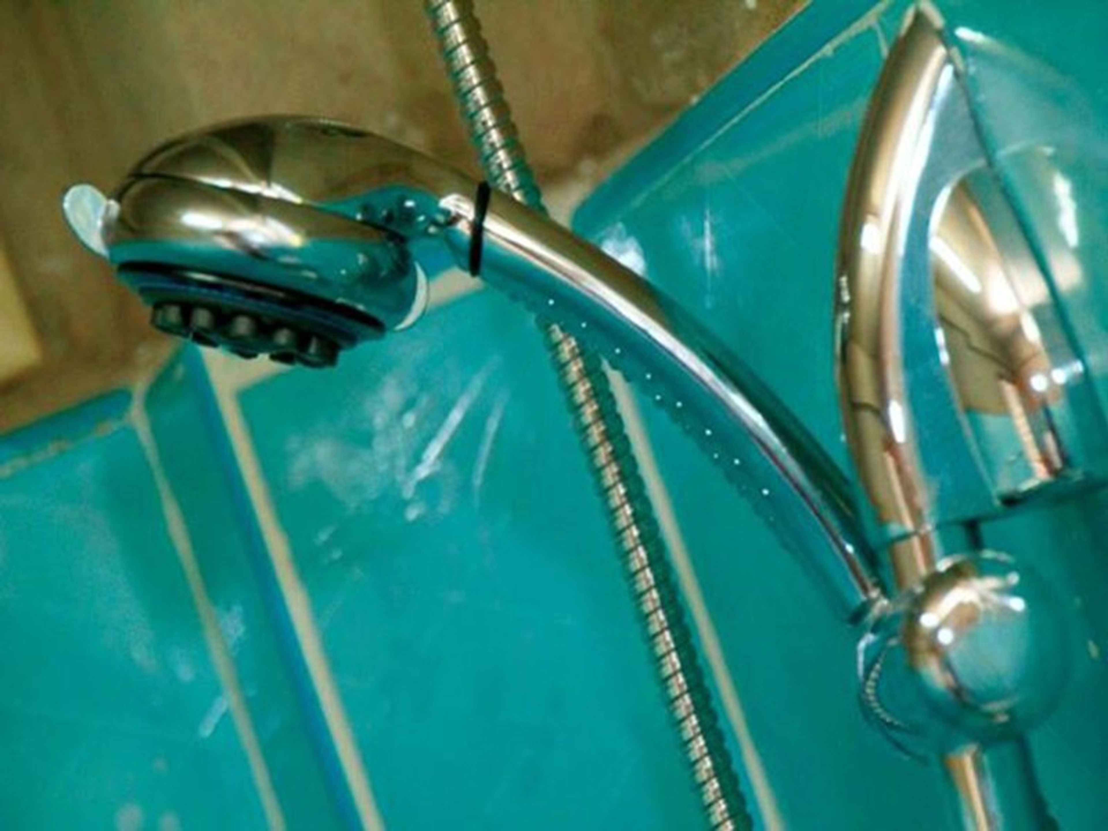 Hostal Arnulfo y Pucha, REY PELAYO, No. 129Bathroom´s details