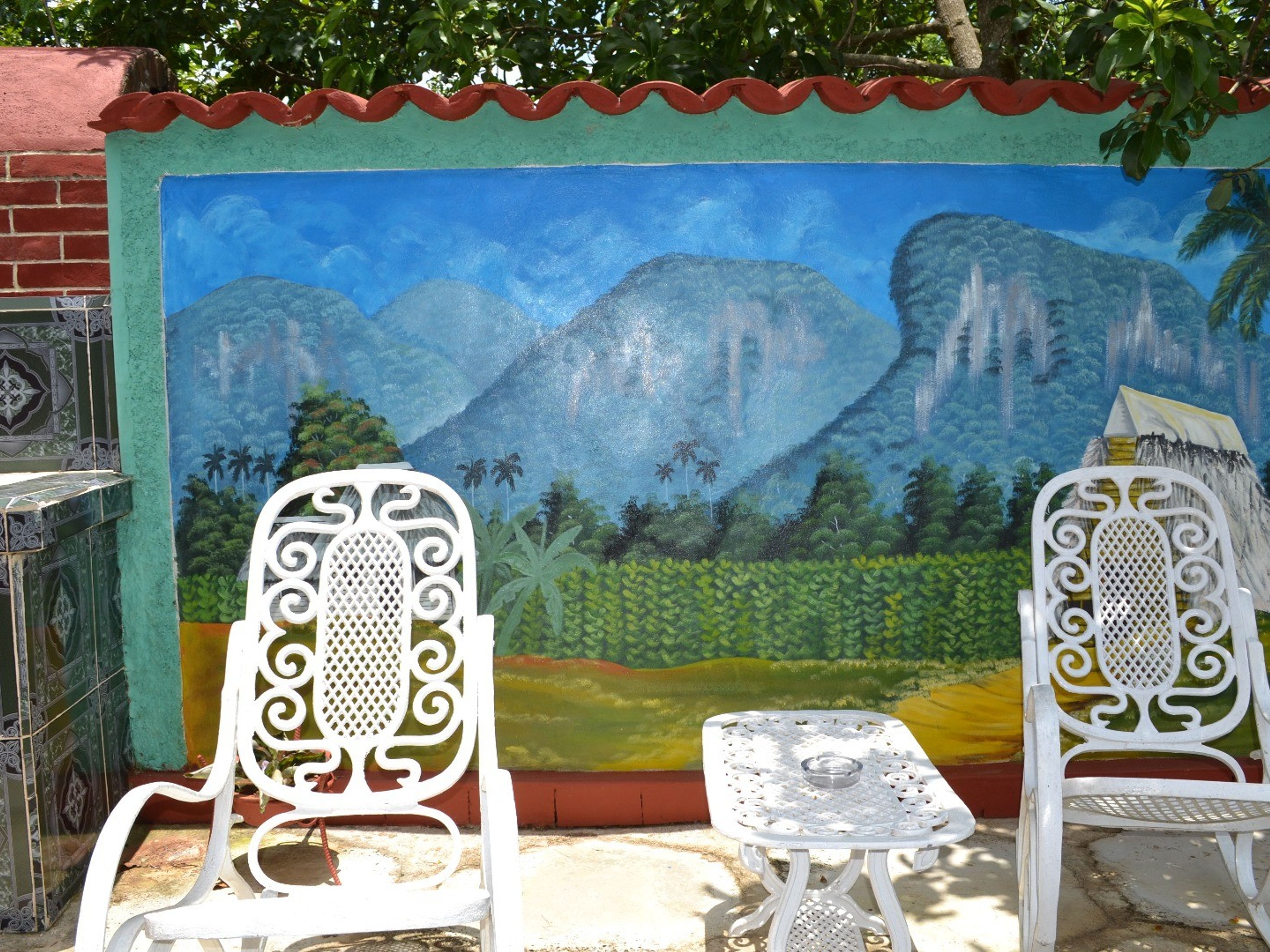 Villa Gena, SALVADOR CISNEROS, No. 209Inside patio view