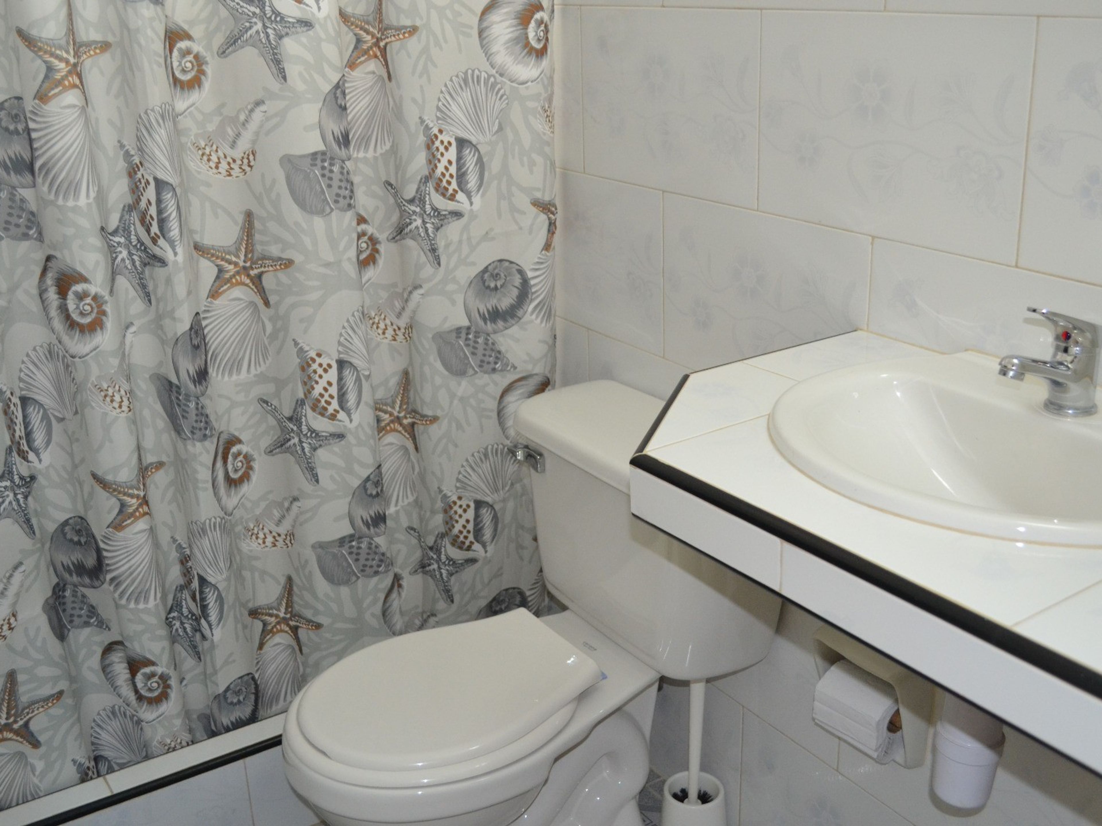 Casa Nena, CALLE 18, No. 208 bajosBathroom view