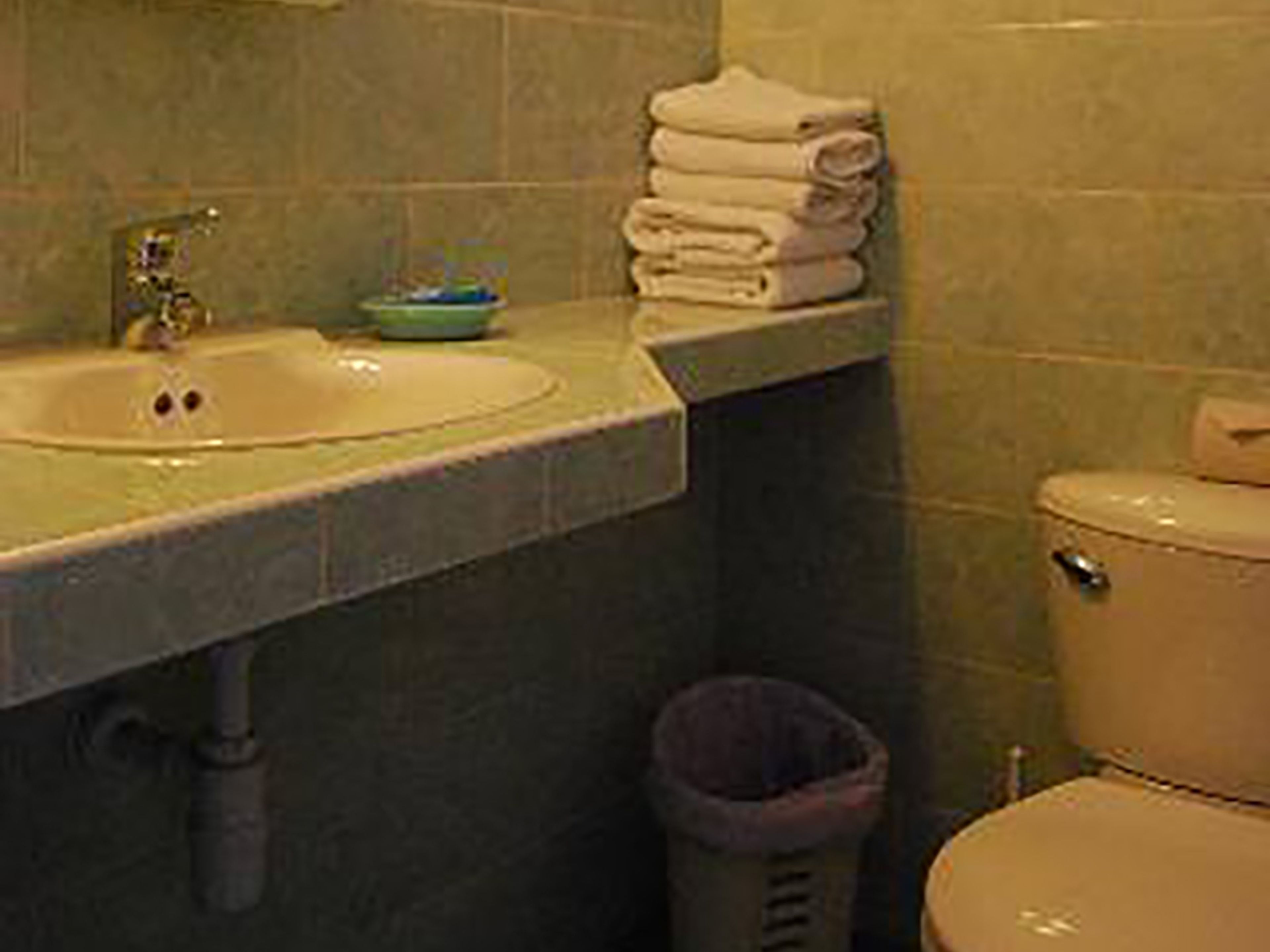 Дом,109 CALLE 145, No. 18005Bathroom's view