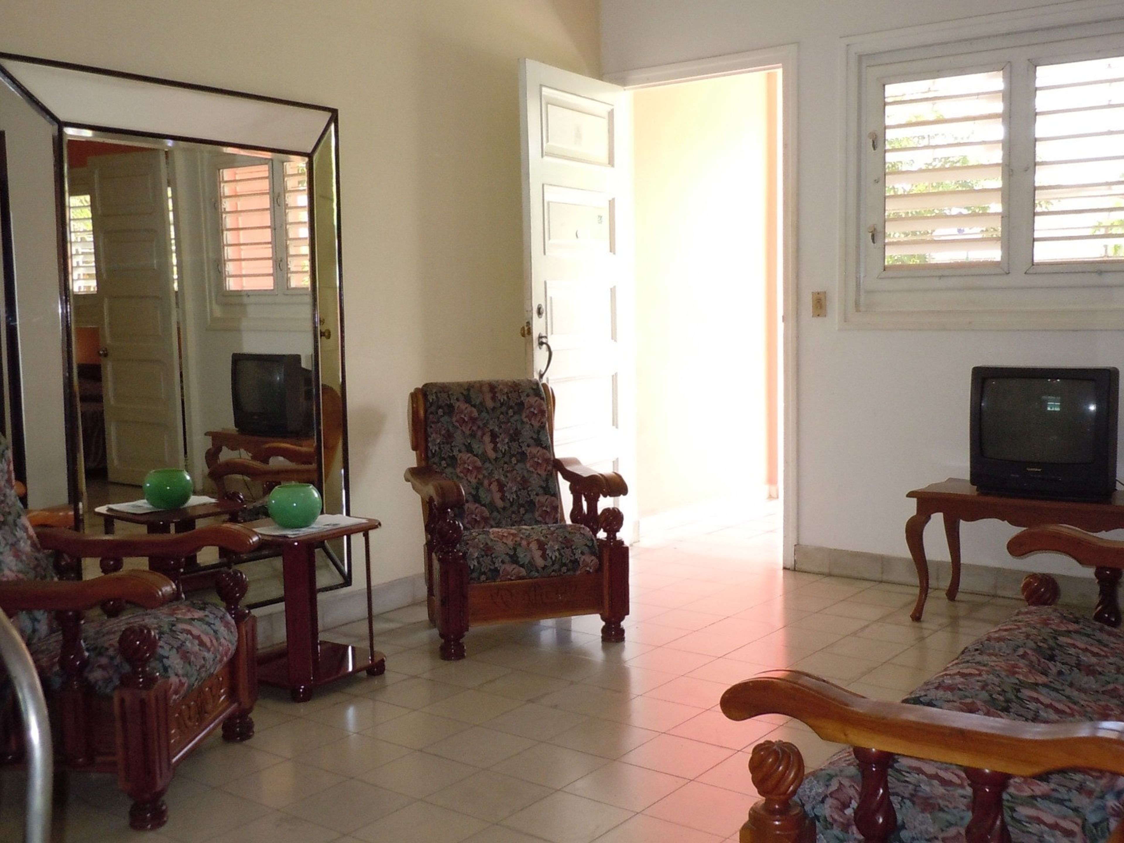 Дом Manolo, CALLE 39, No. 1002 - House living room